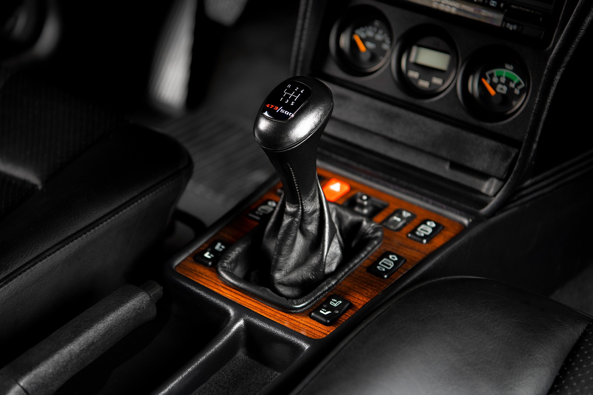 1990_Mercedes_Benz_190E_25-16_Evolution_II_sales_0012