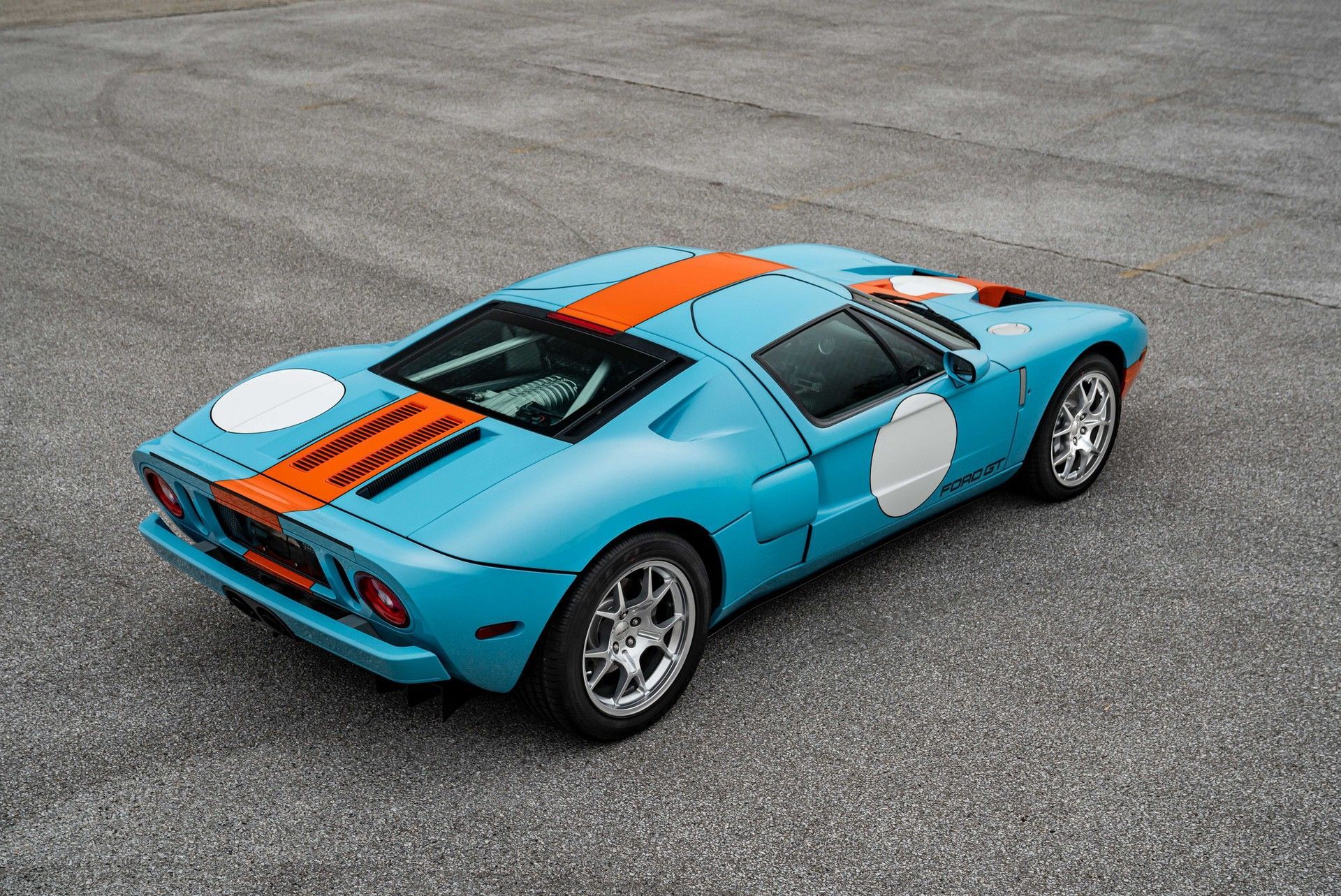 2006_Ford_GT_Heritage_sale-0011