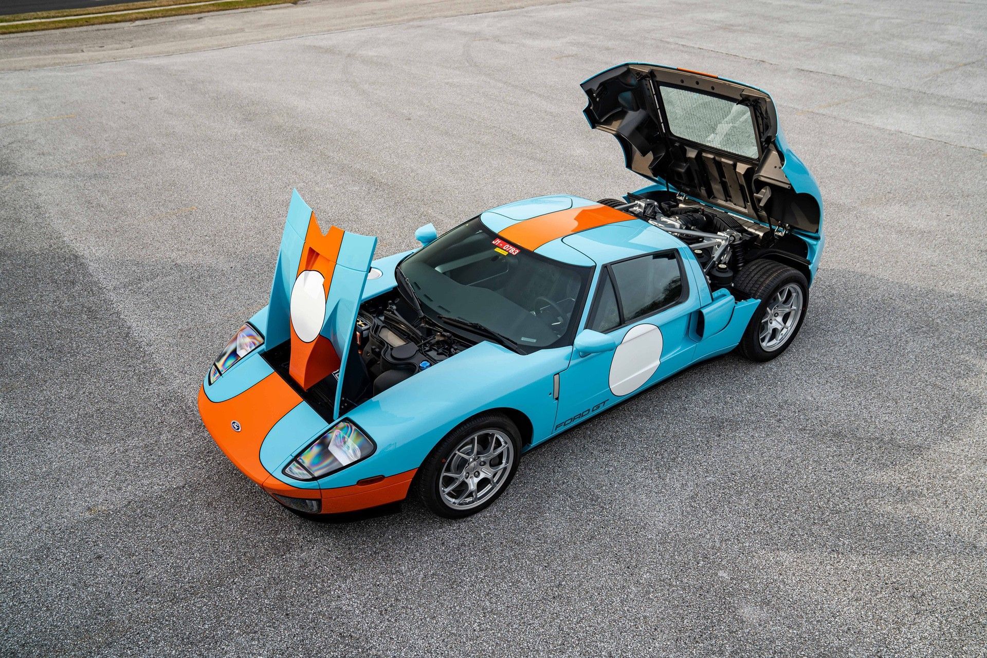 2006_Ford_GT_Heritage_sale-0013