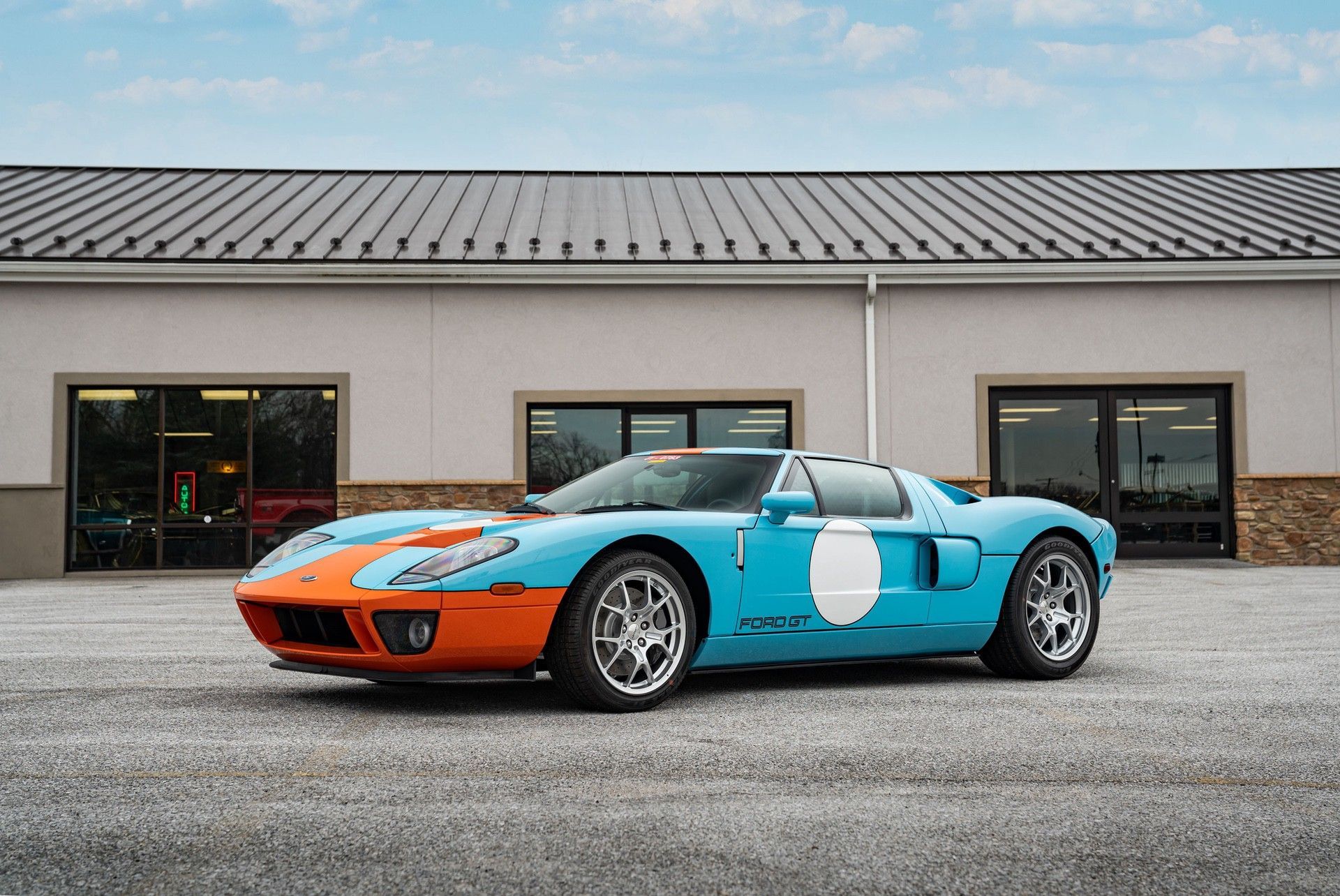 2006_Ford_GT_Heritage_sale-0014