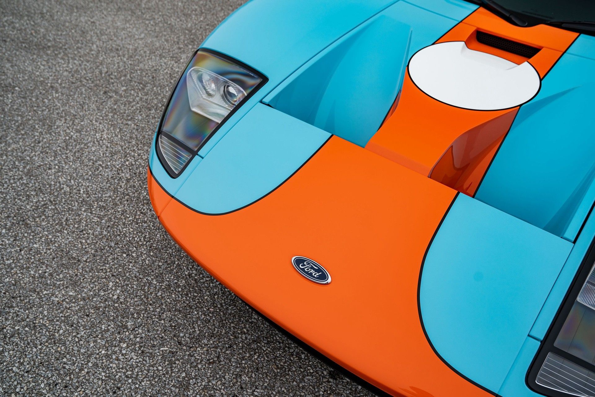 2006_Ford_GT_Heritage_sale-0016