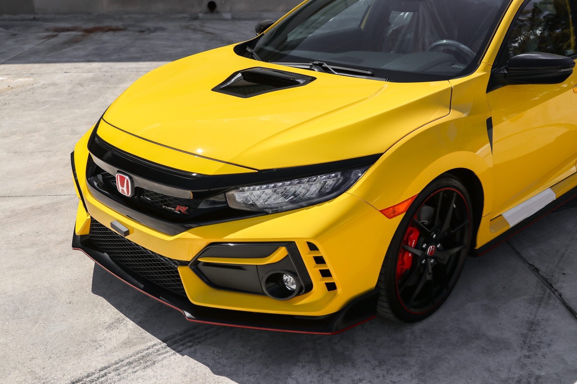 2021_Honda_Civic_Type_R_Limited_Edition-0011