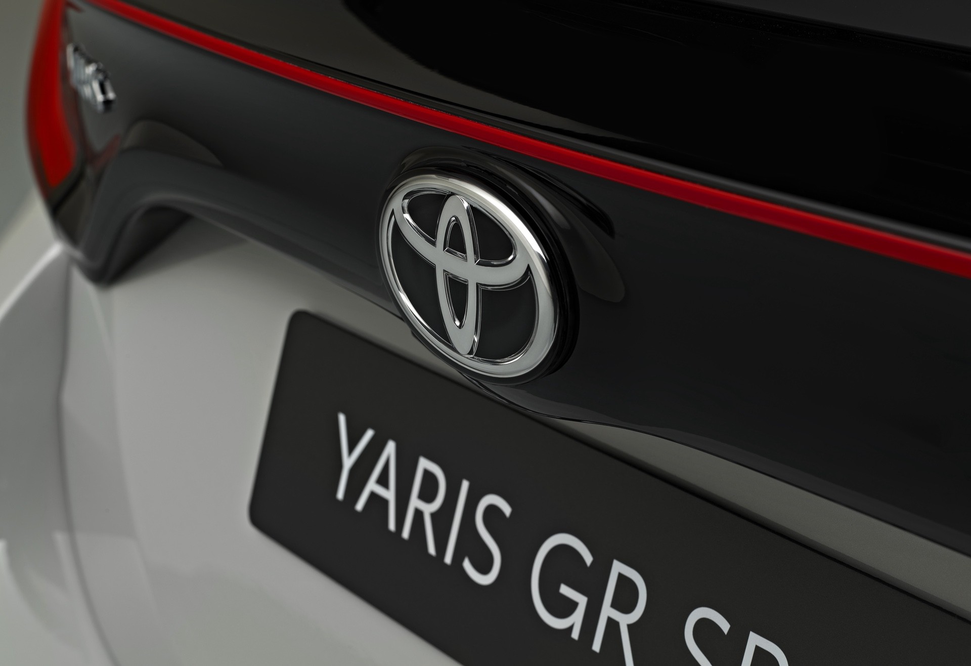 2022_Toyota_Yaris_GR_Sport-0003