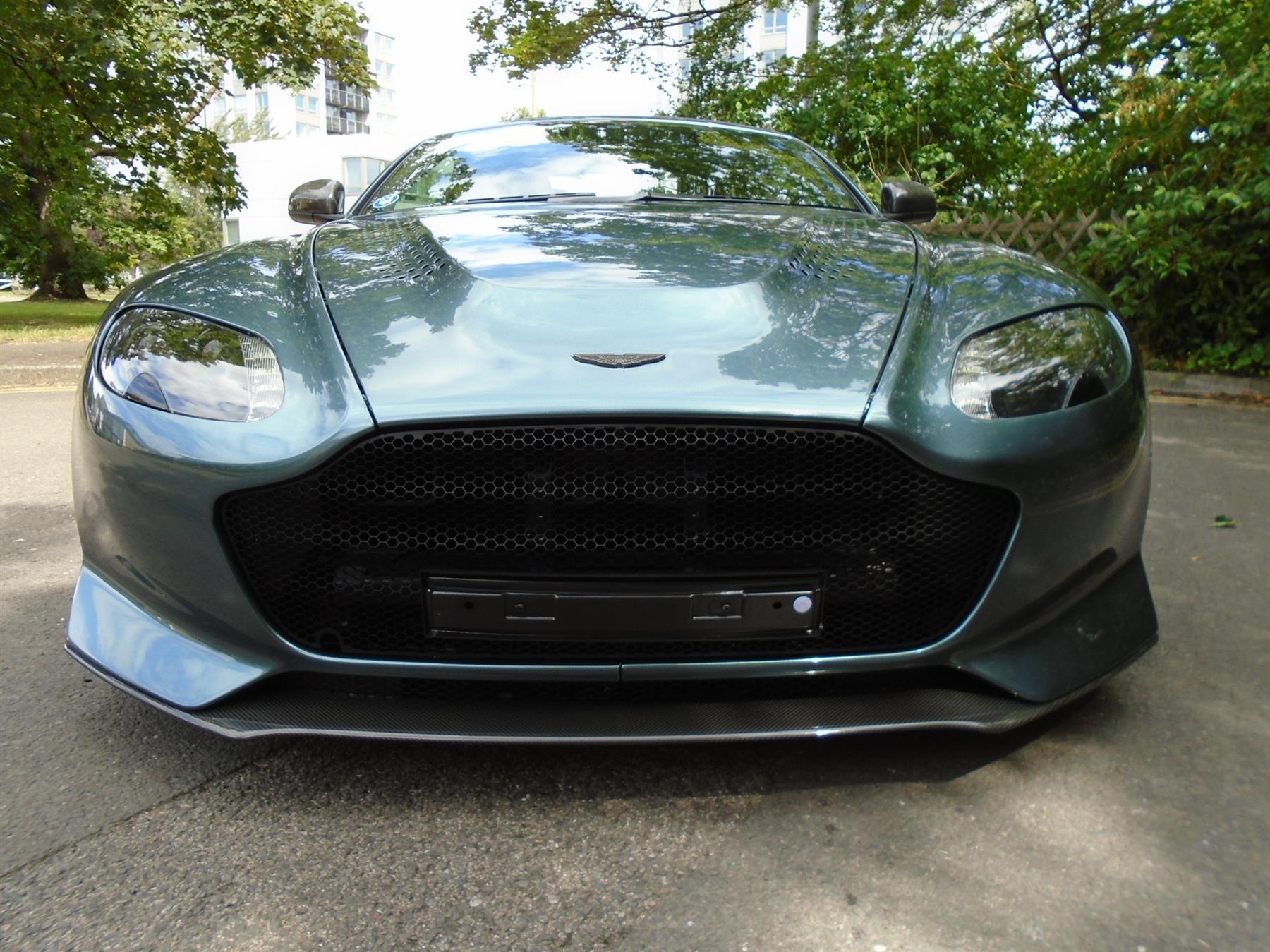 Aston_Martin_V12_Vantage_V600_Roadster_sale-0001