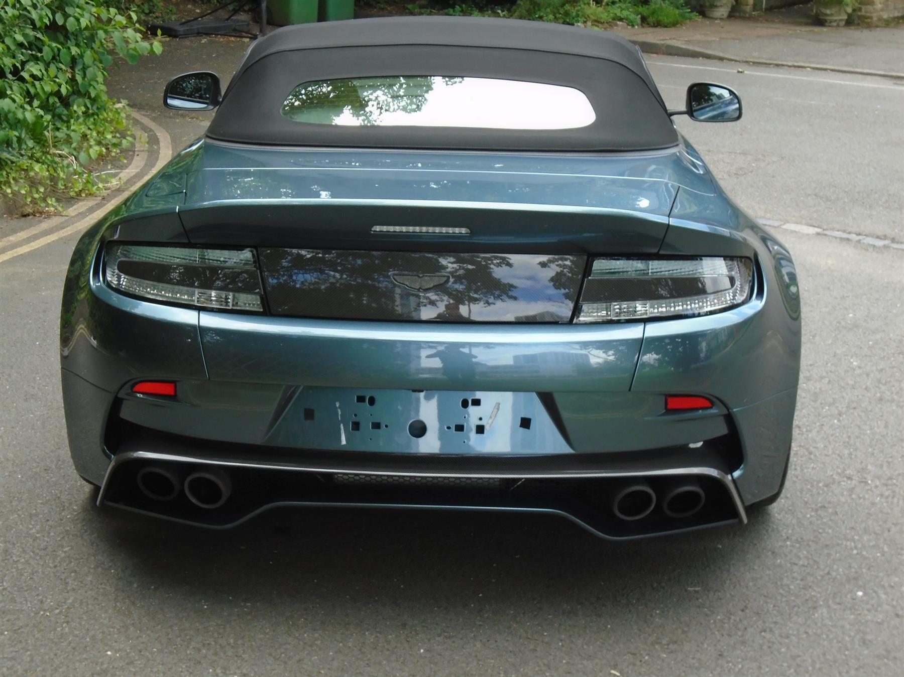 Aston_Martin_V12_Vantage_V600_Roadster_sale-0003