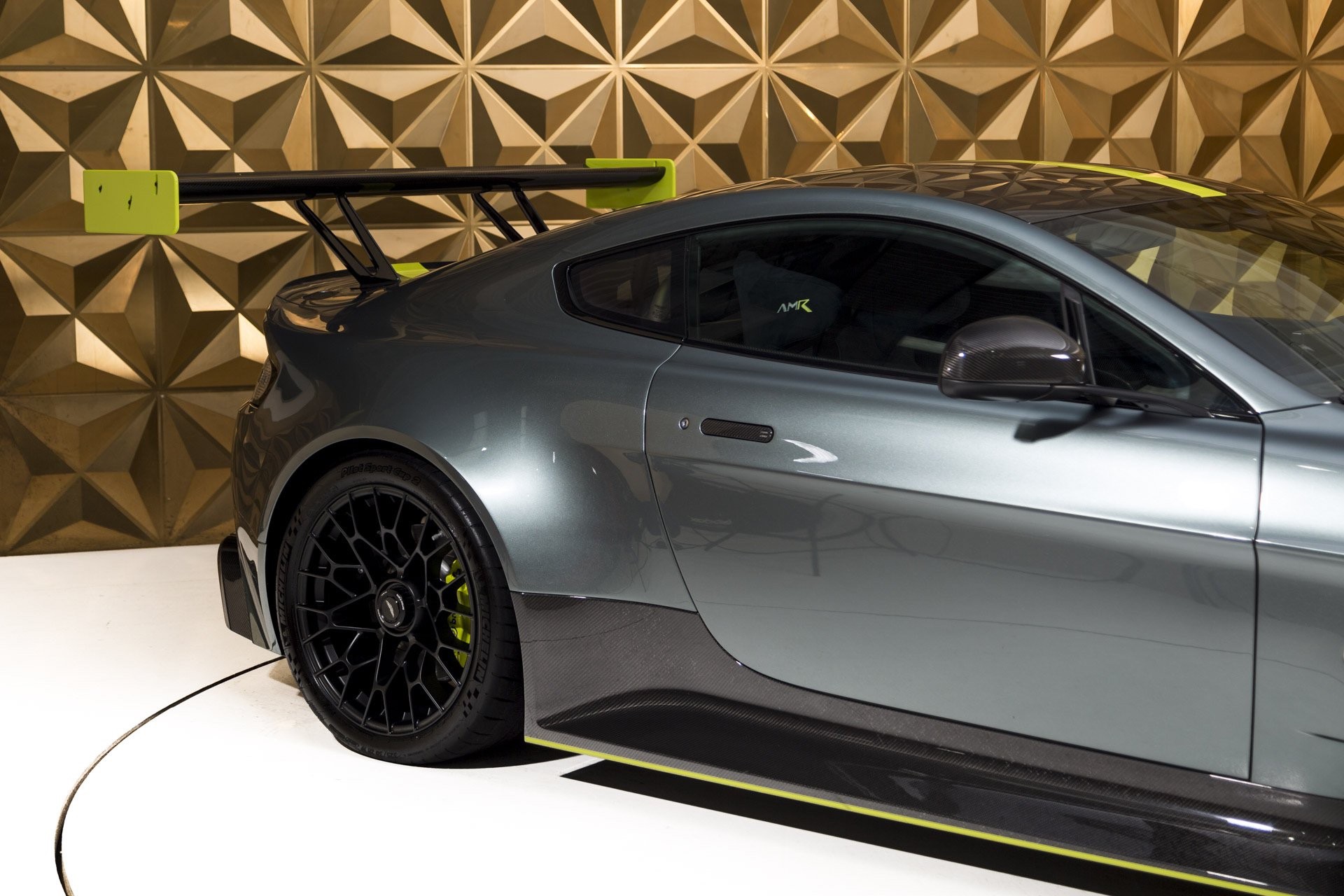 Aston_Martin_Vantage_AMR_Pro_sale-0020