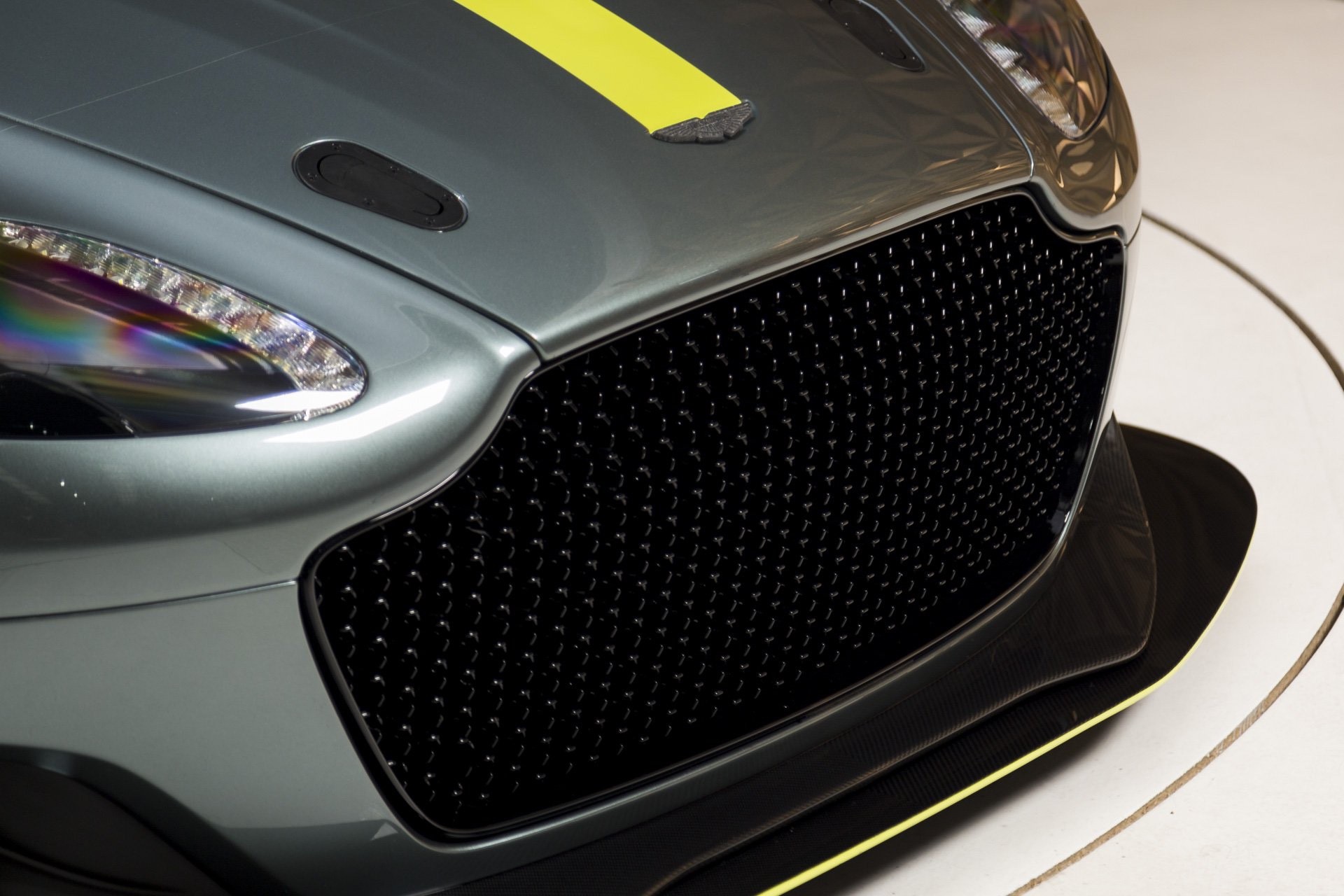 Aston_Martin_Vantage_AMR_Pro_sale-0027