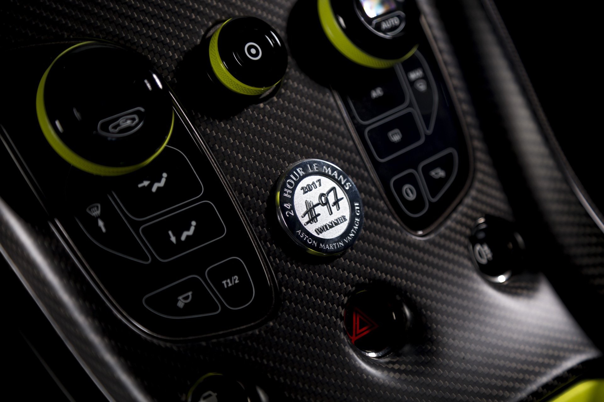 Aston_Martin_Vantage_AMR_Pro_sale-0038