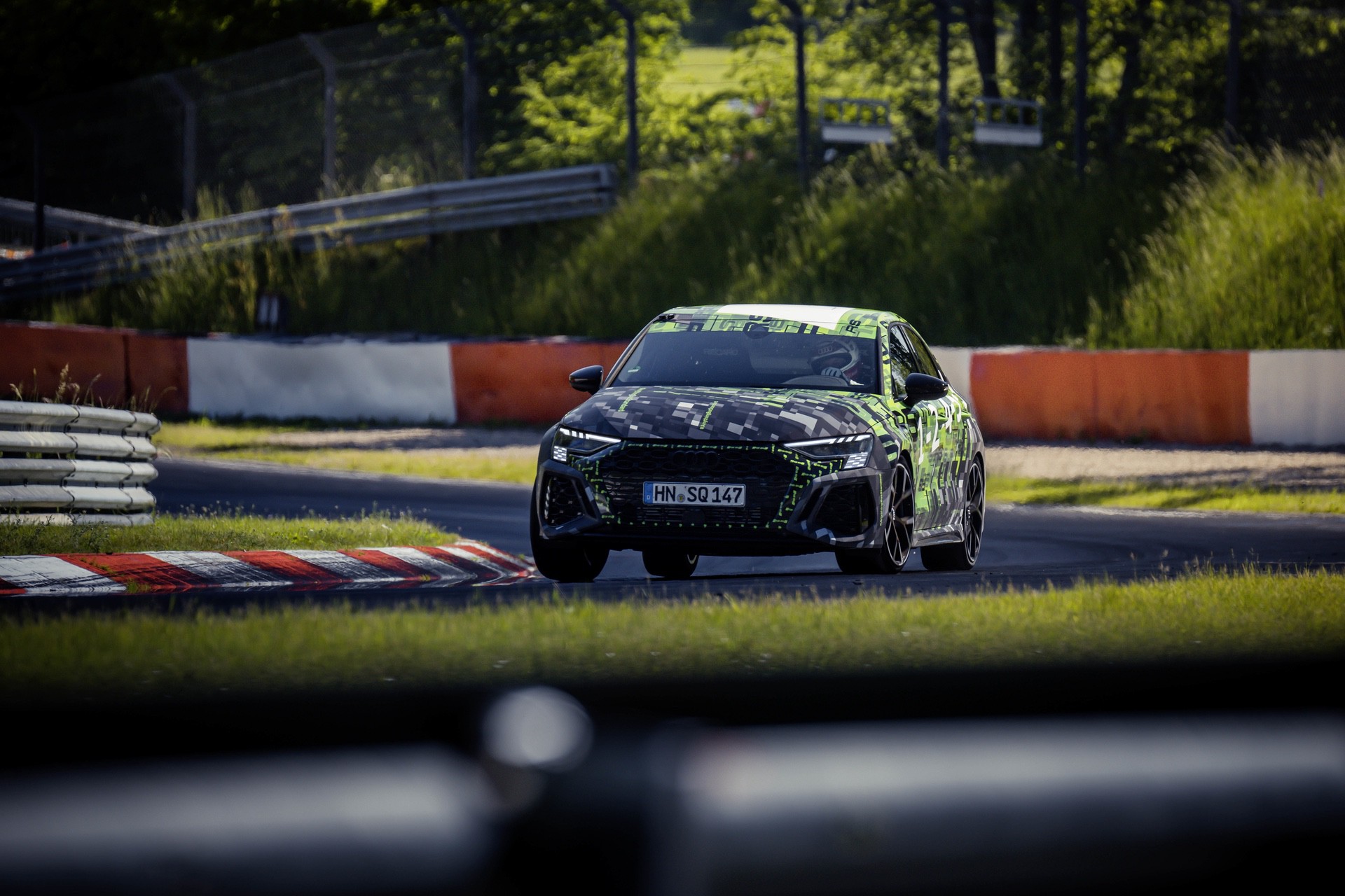 Audi_RS3_Sedan_Nurburgring_lap_record-0011