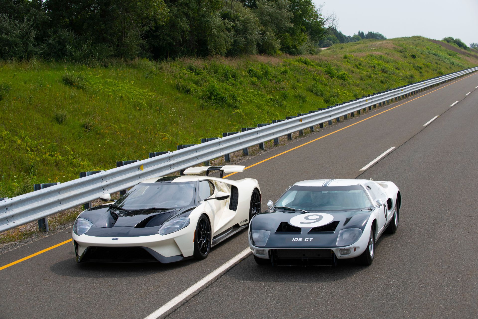 Ford-GT-Heritage-Edition-11