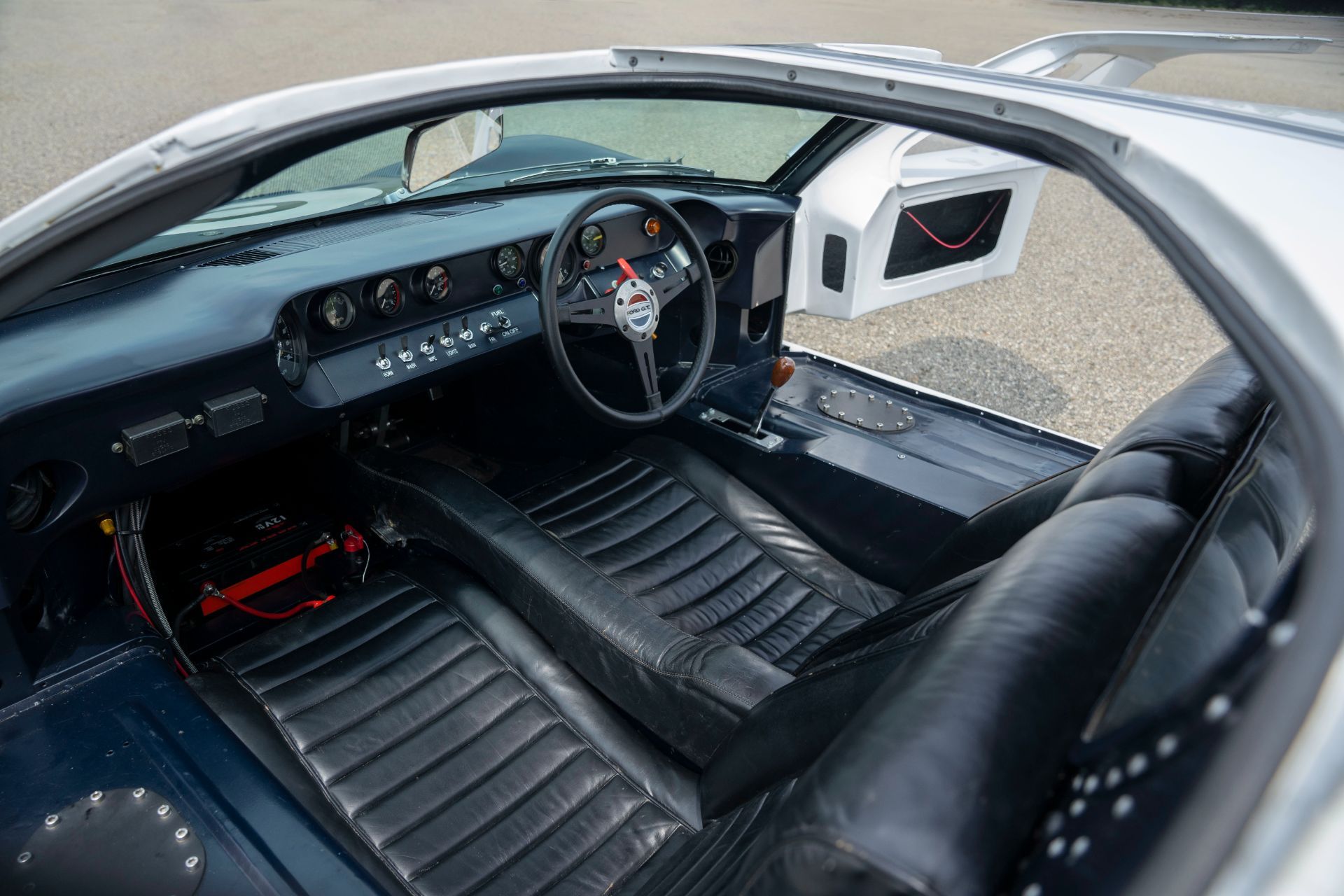Ford-GT-Heritage-Edition-26