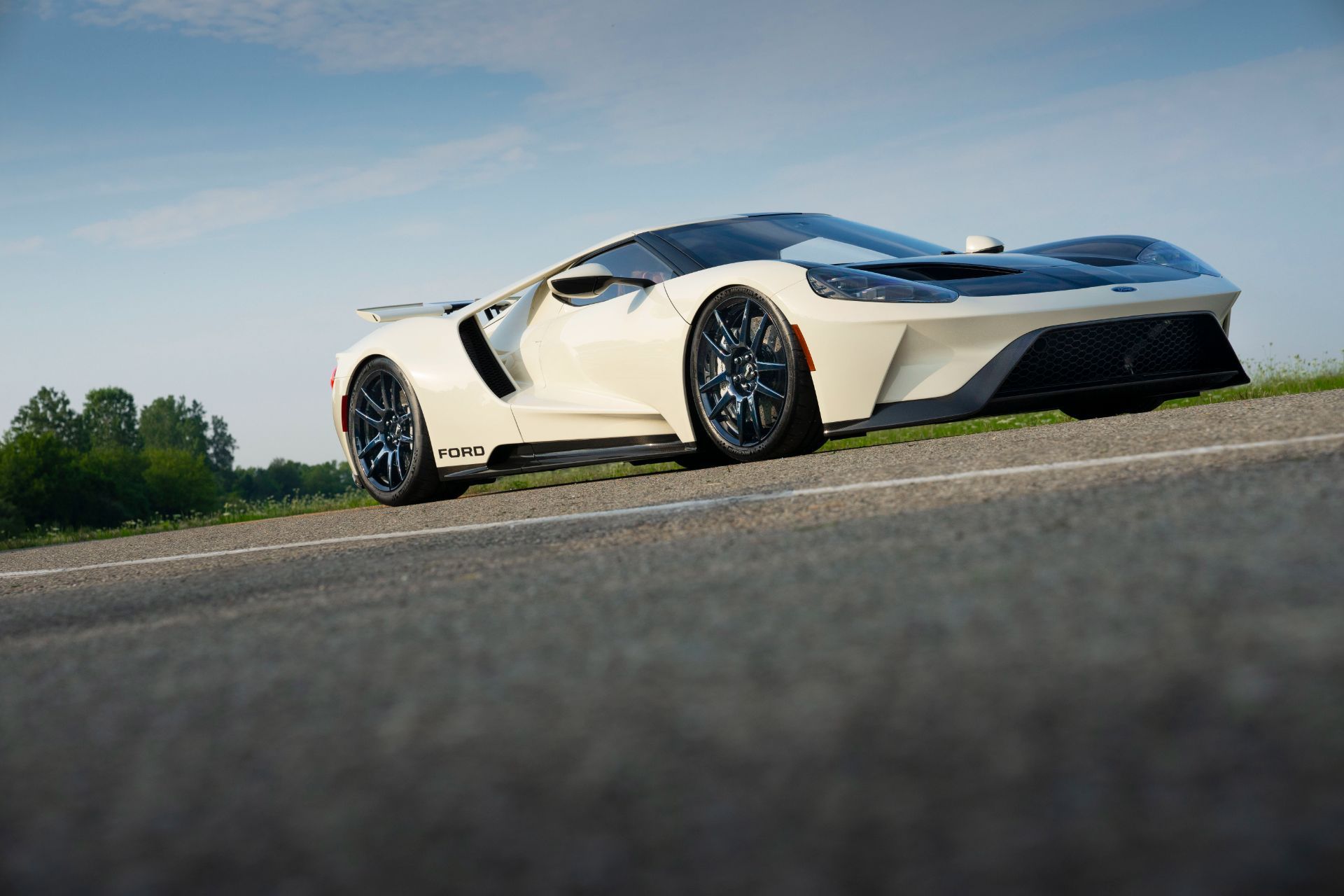 Ford-GT-Heritage-Edition-30
