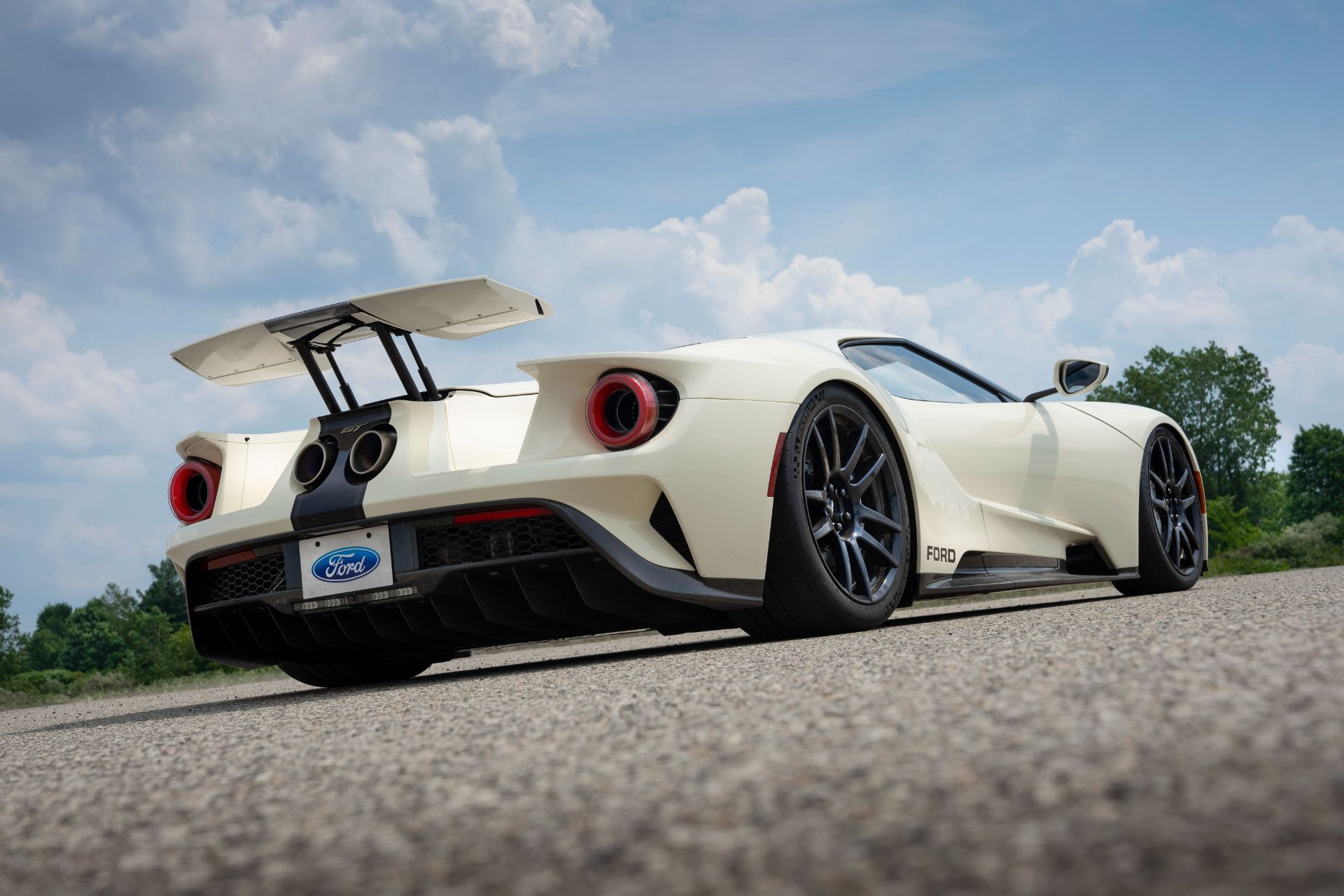 Ford-GT-Heritage-Edition-31