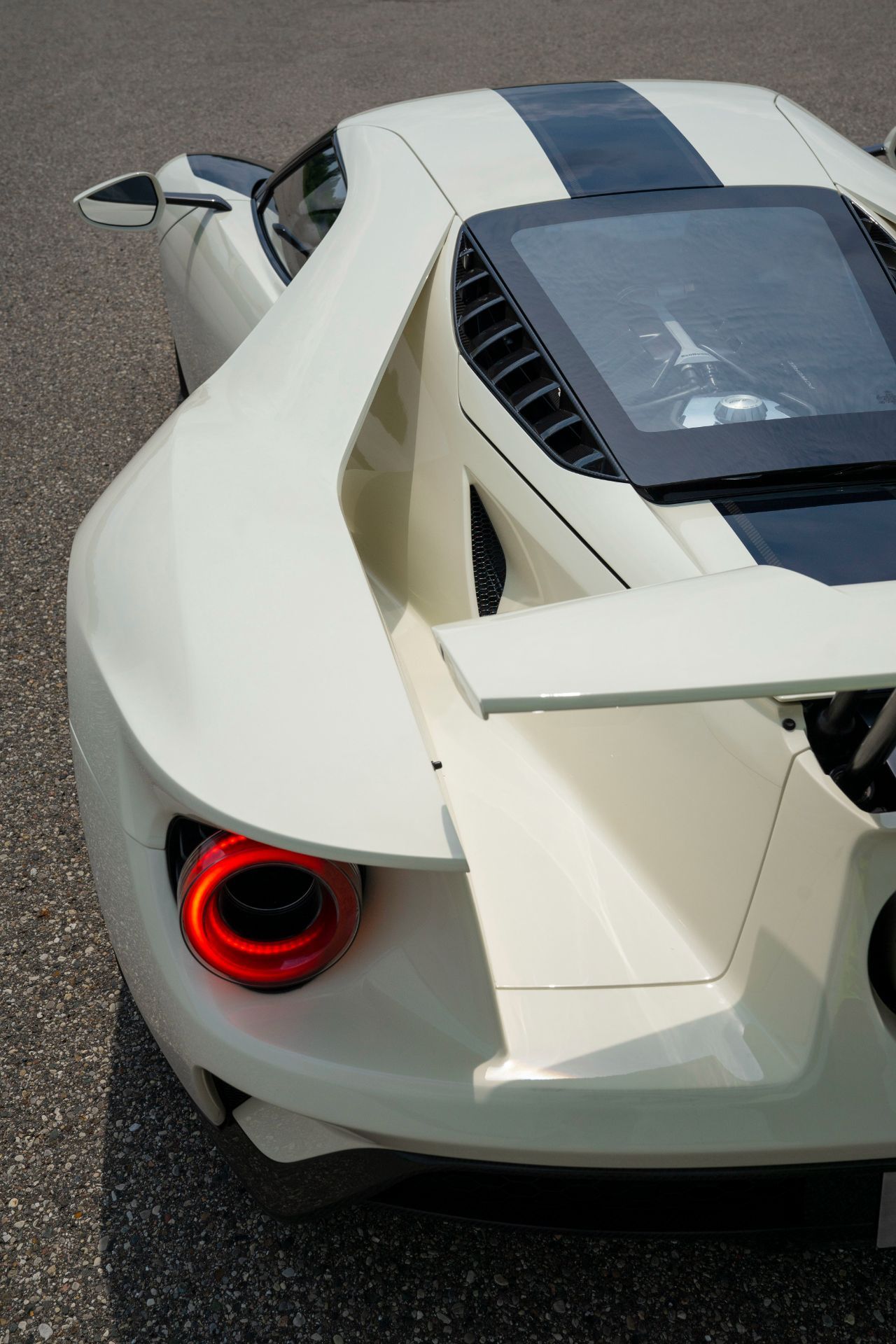 Ford-GT-Heritage-Edition-40