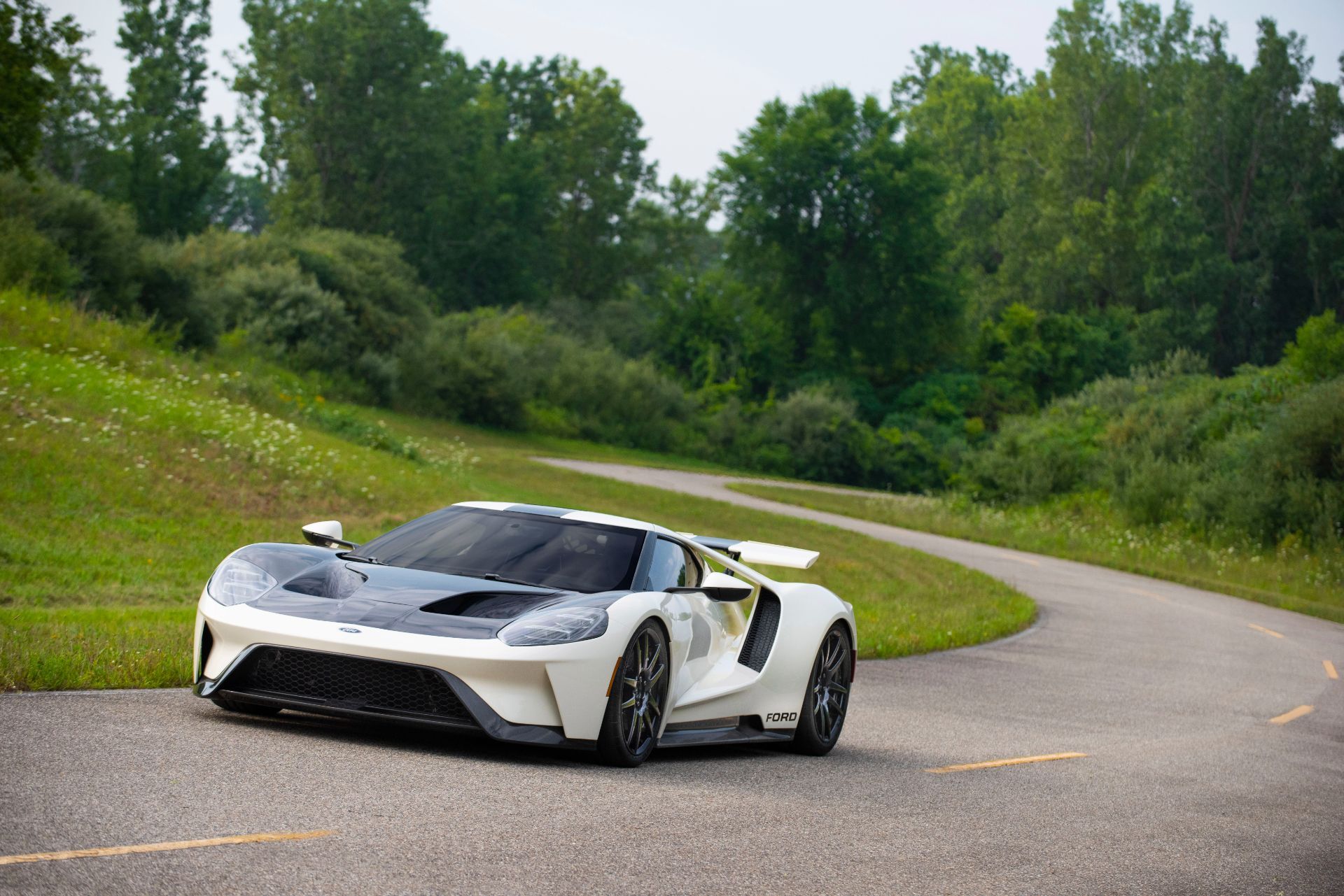 Ford-GT-Heritage-Edition-5