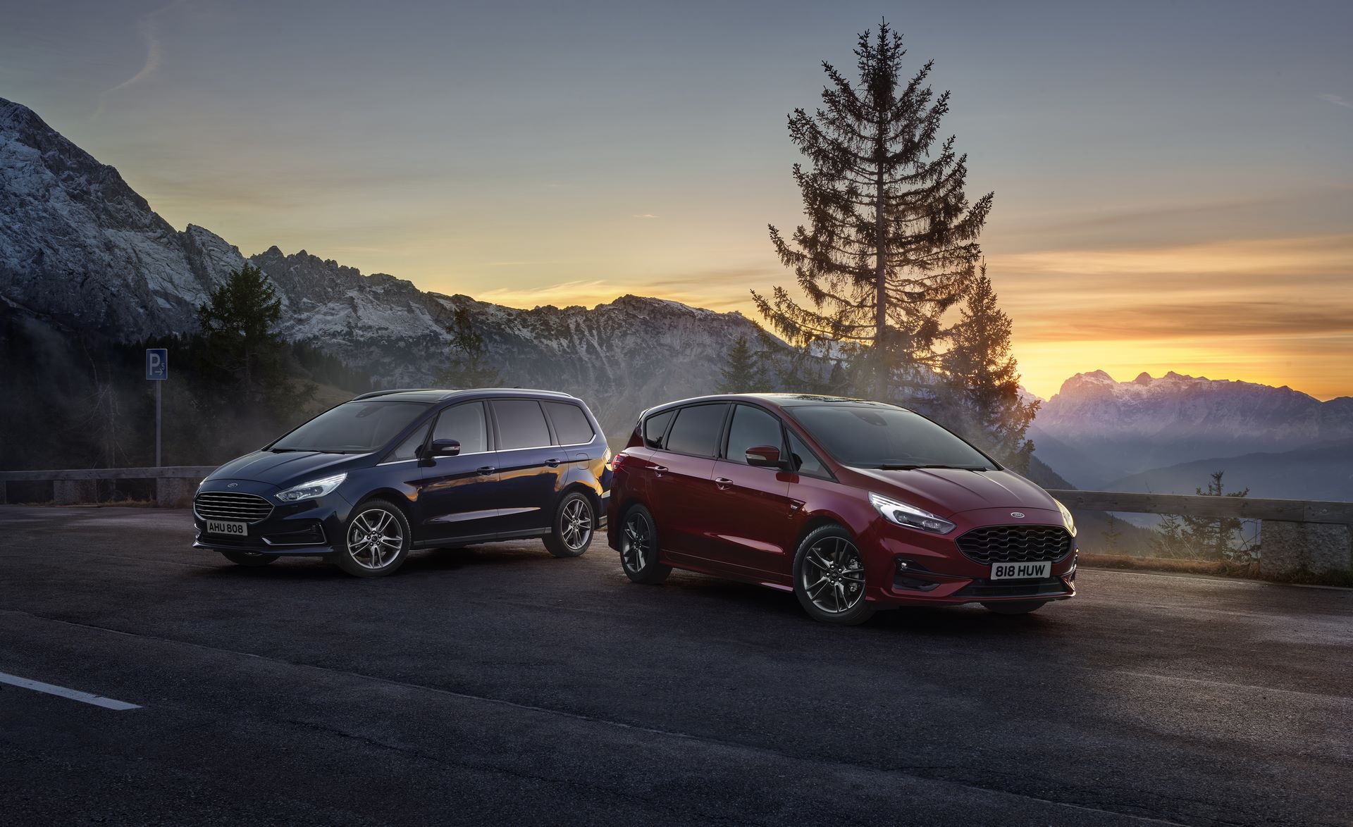 New S-MAX Hybrid Helps Active Families Go Electric and Continues Ford’s Electrification Push