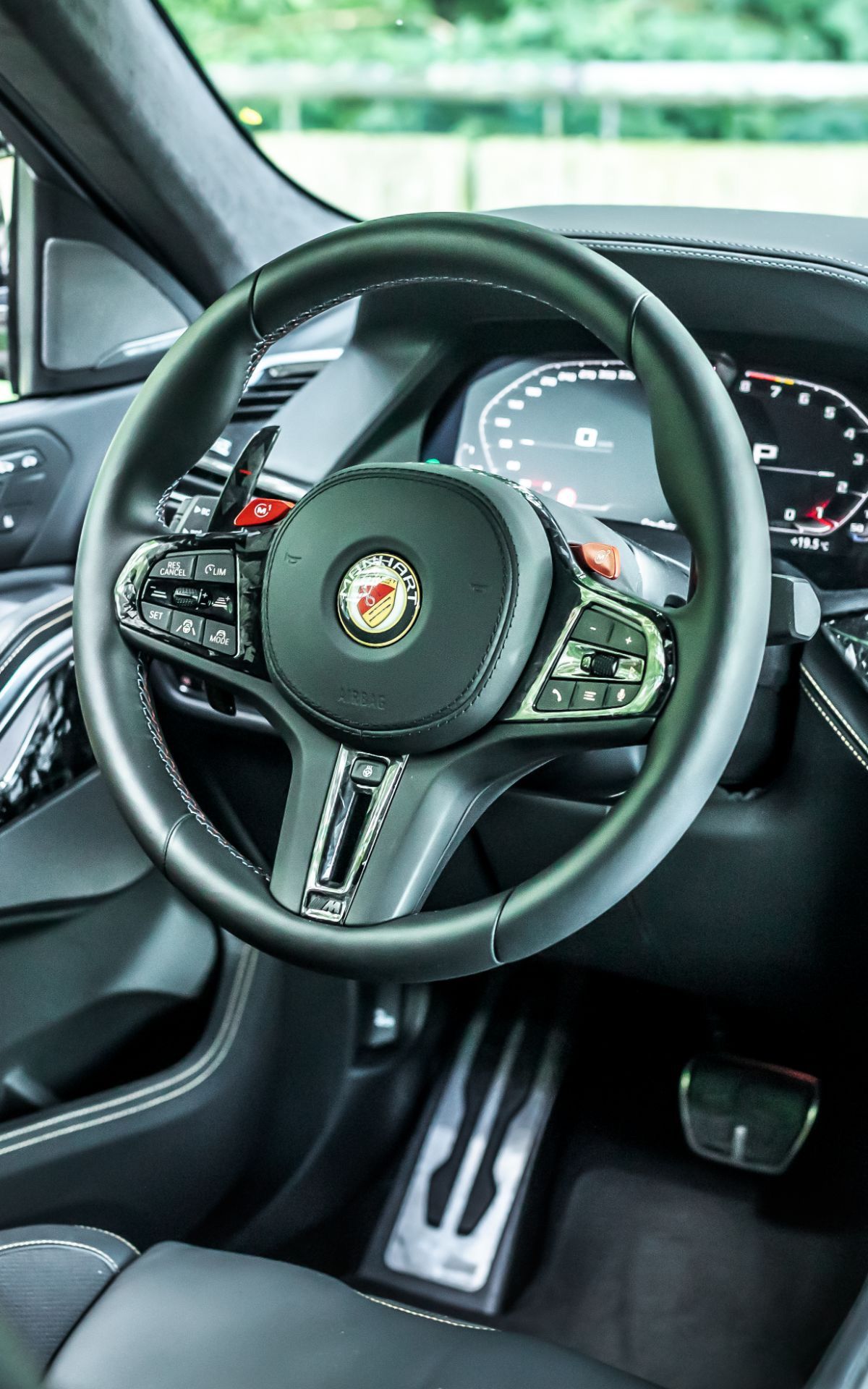 Manhart-Performance-MHX-6-700-Forged-Carbon-Instagram-11