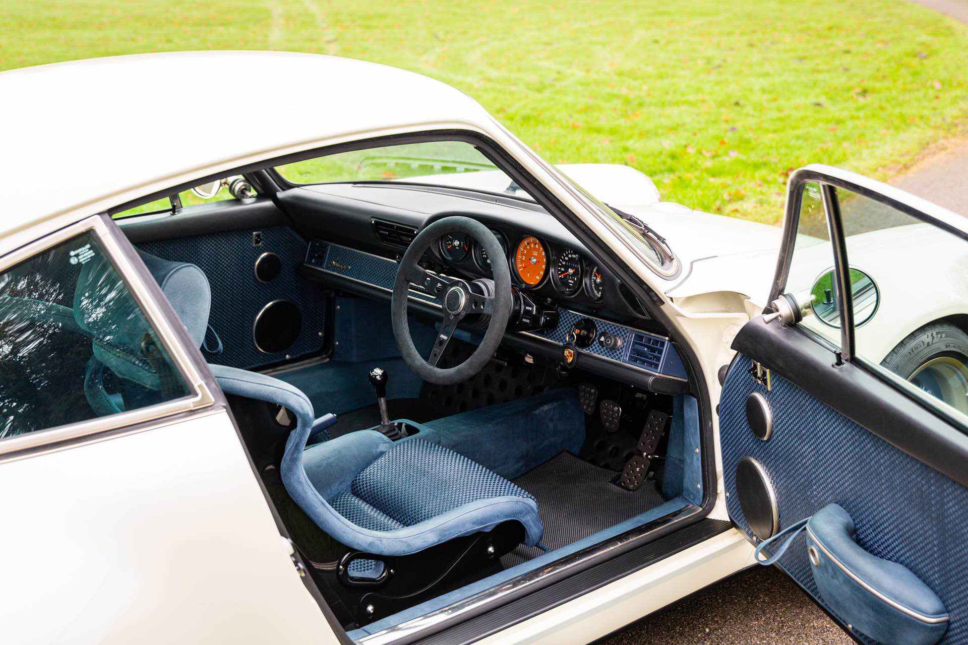 Porsche_911_by_Singer_Newcastle_Commission_0031
