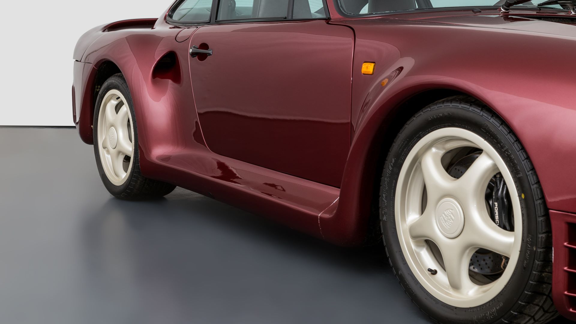 Porsche-959-Prototype-1985-for-sale-6