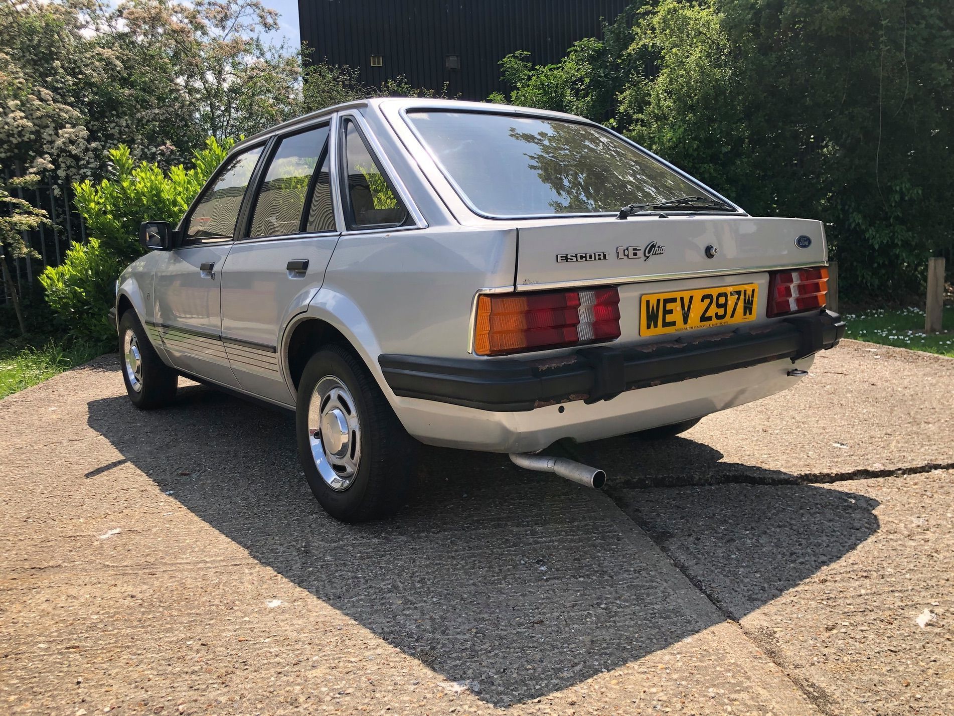 Princess_Diana_1981_Ford_Escort_Ghia-0002