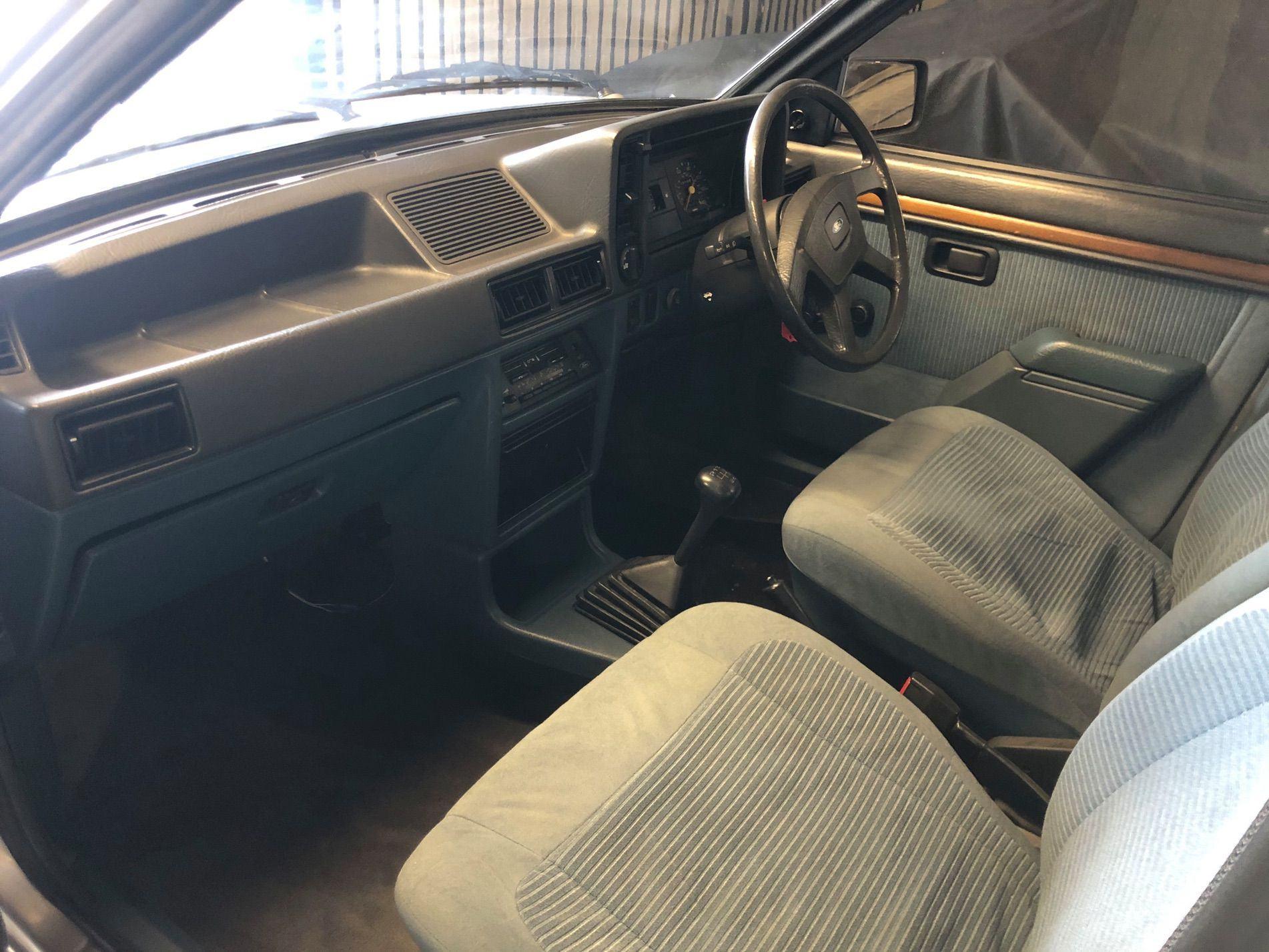 Princess_Diana_1981_Ford_Escort_Ghia-0004