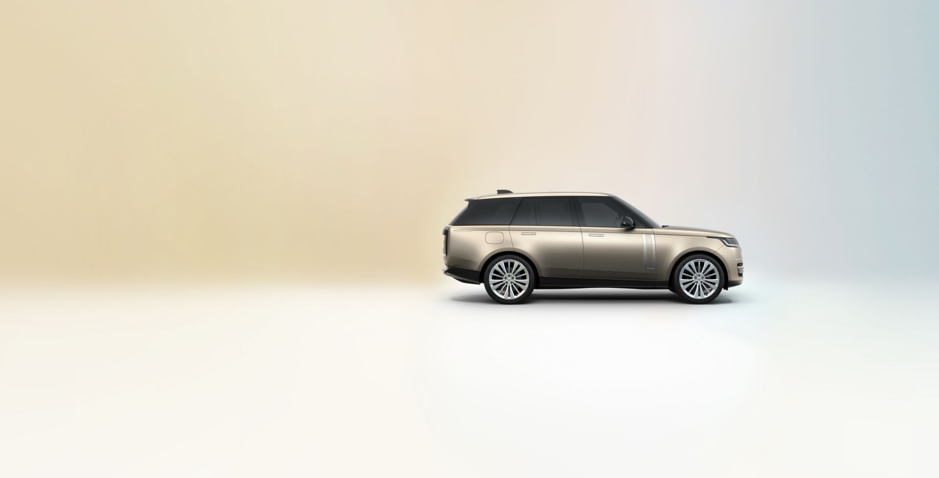 Range-Rover-2022-23