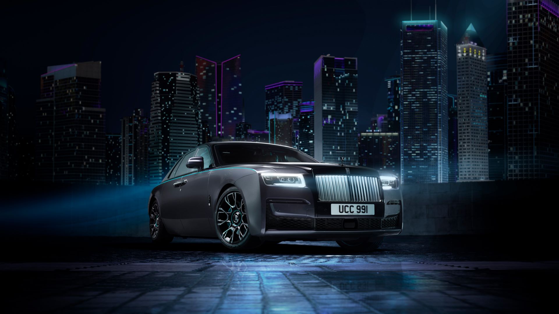 Rolls-Royce-Ghost-Black-Badge-3