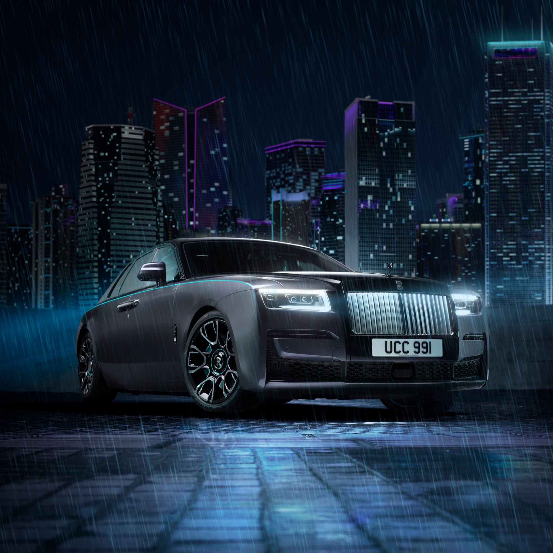 Rolls-Royce-Ghost-Black-Badge-4