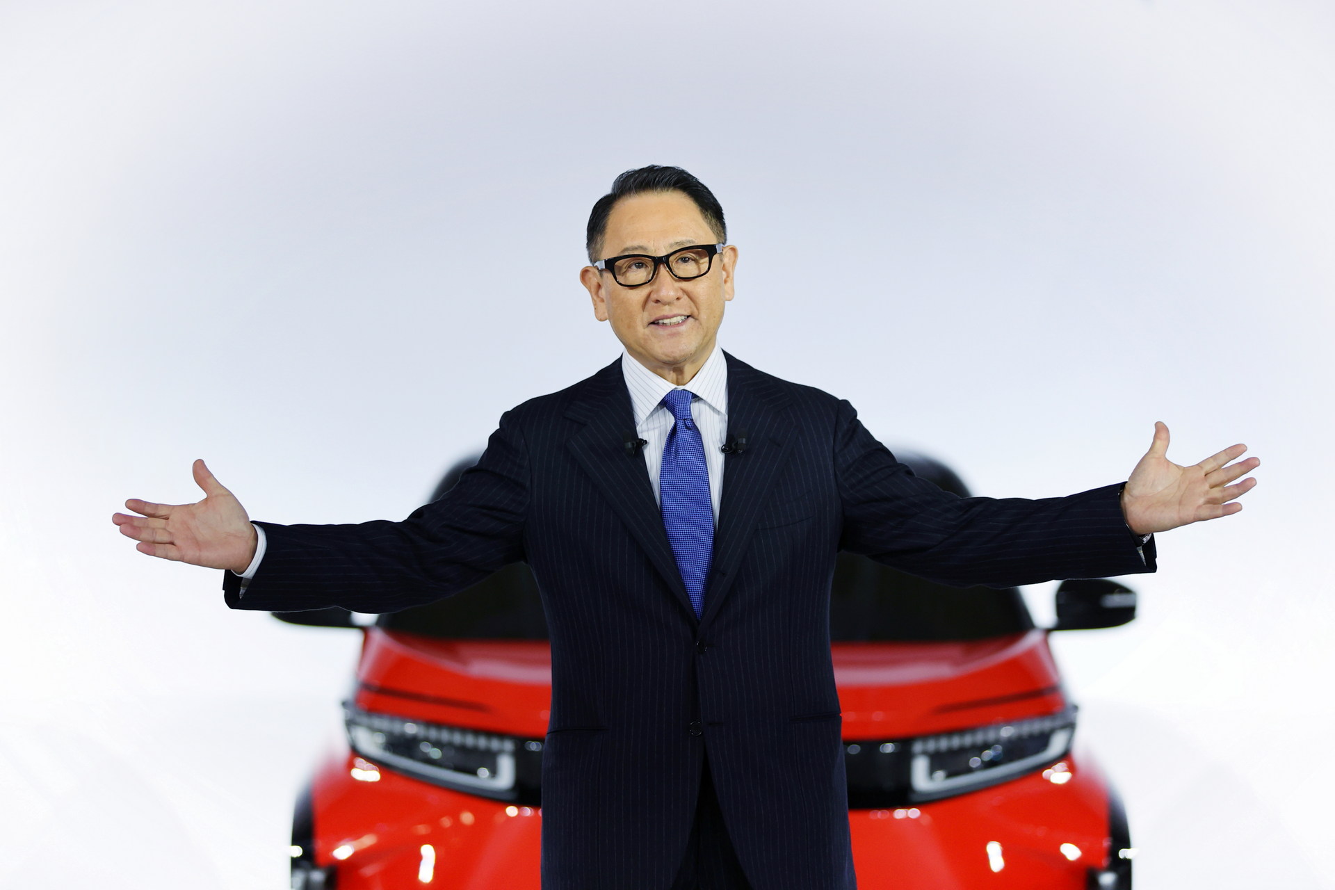 Toyota-and-Lexus-EV-Concepts-Akio-Toyoda-6