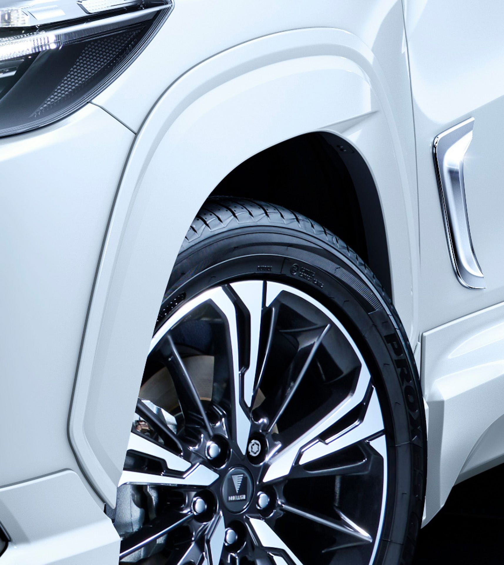 Toyota-Corolla-Cross-by-Modellista-6