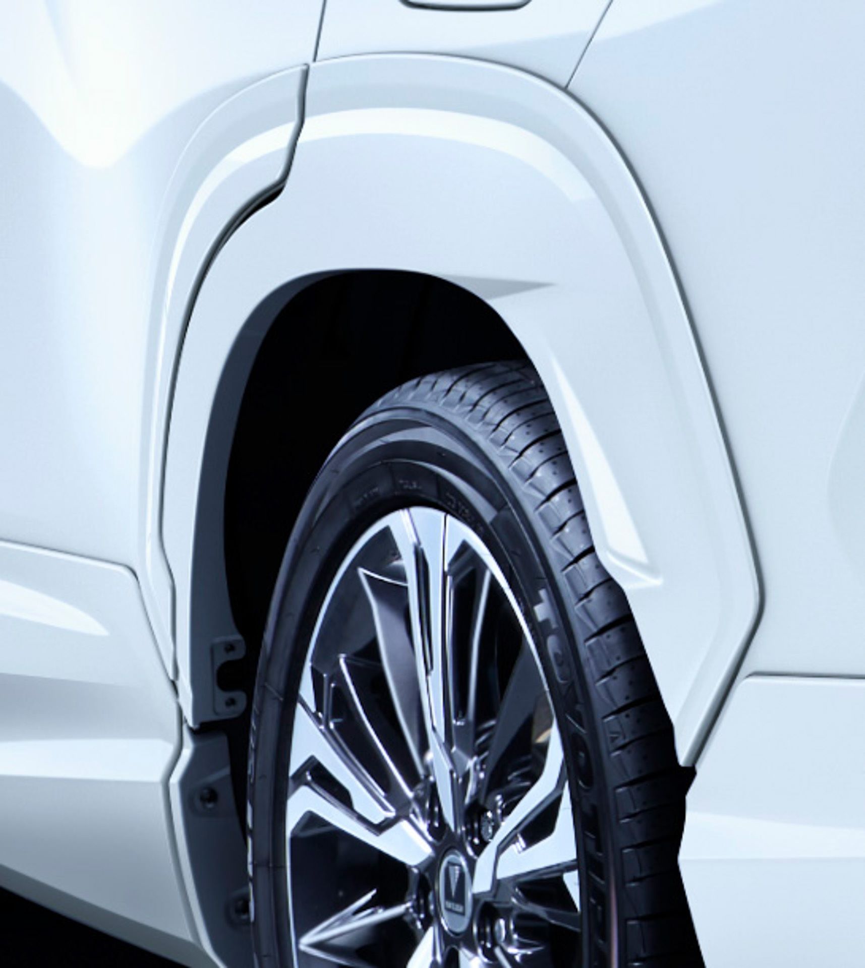 Toyota-Corolla-Cross-by-Modellista-7
