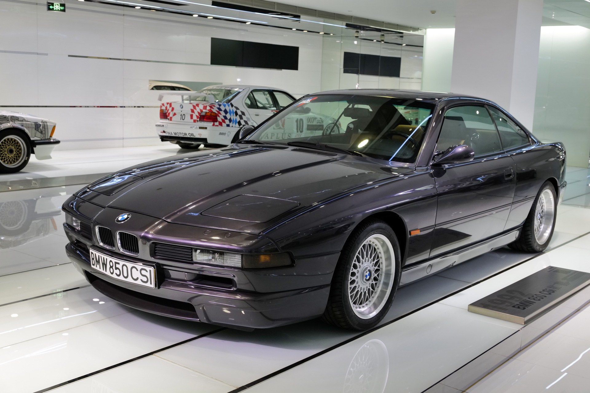 1990_BMW_850_CSi_prototype-auction0