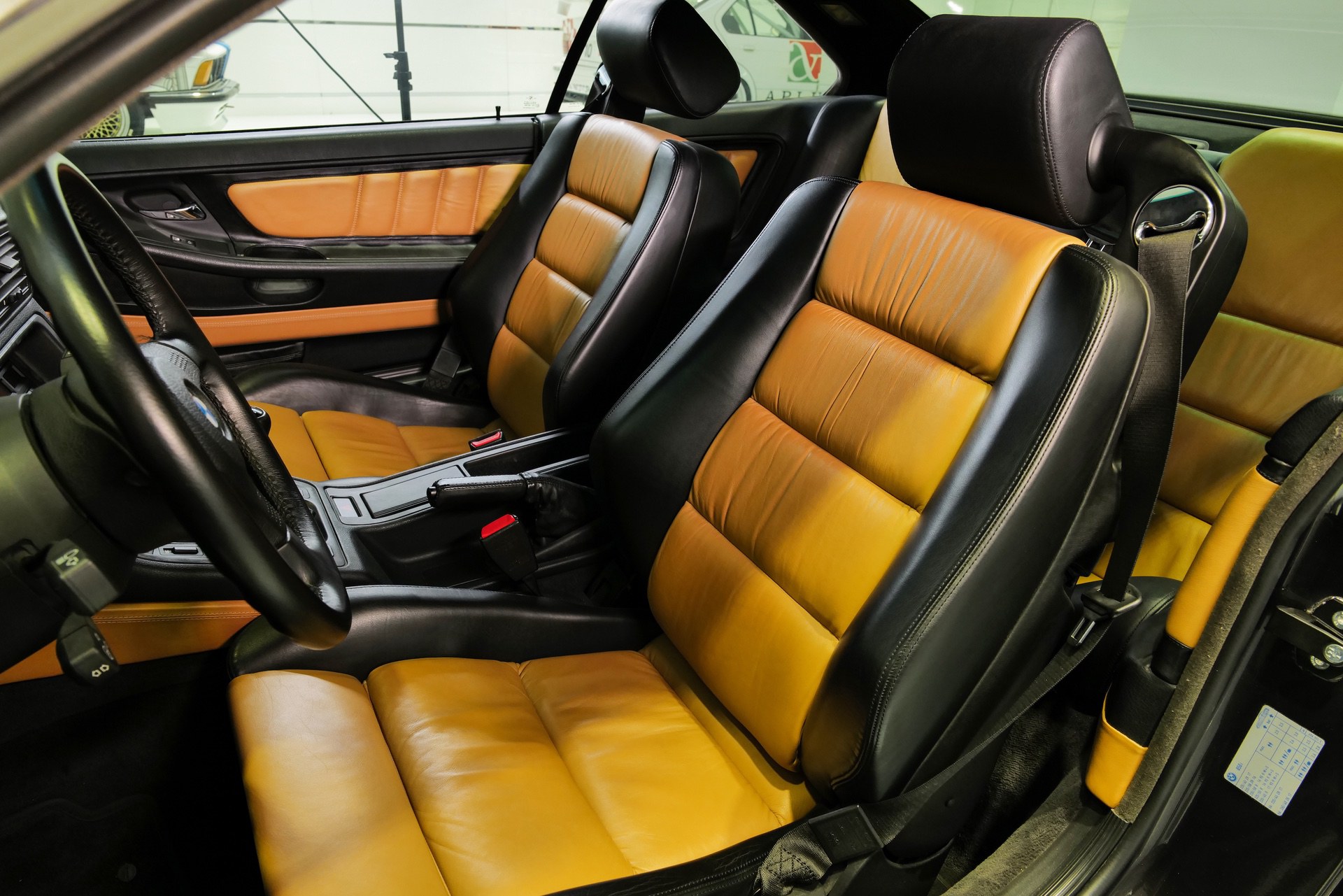1990_BMW_850_CSi_prototype-auction3
