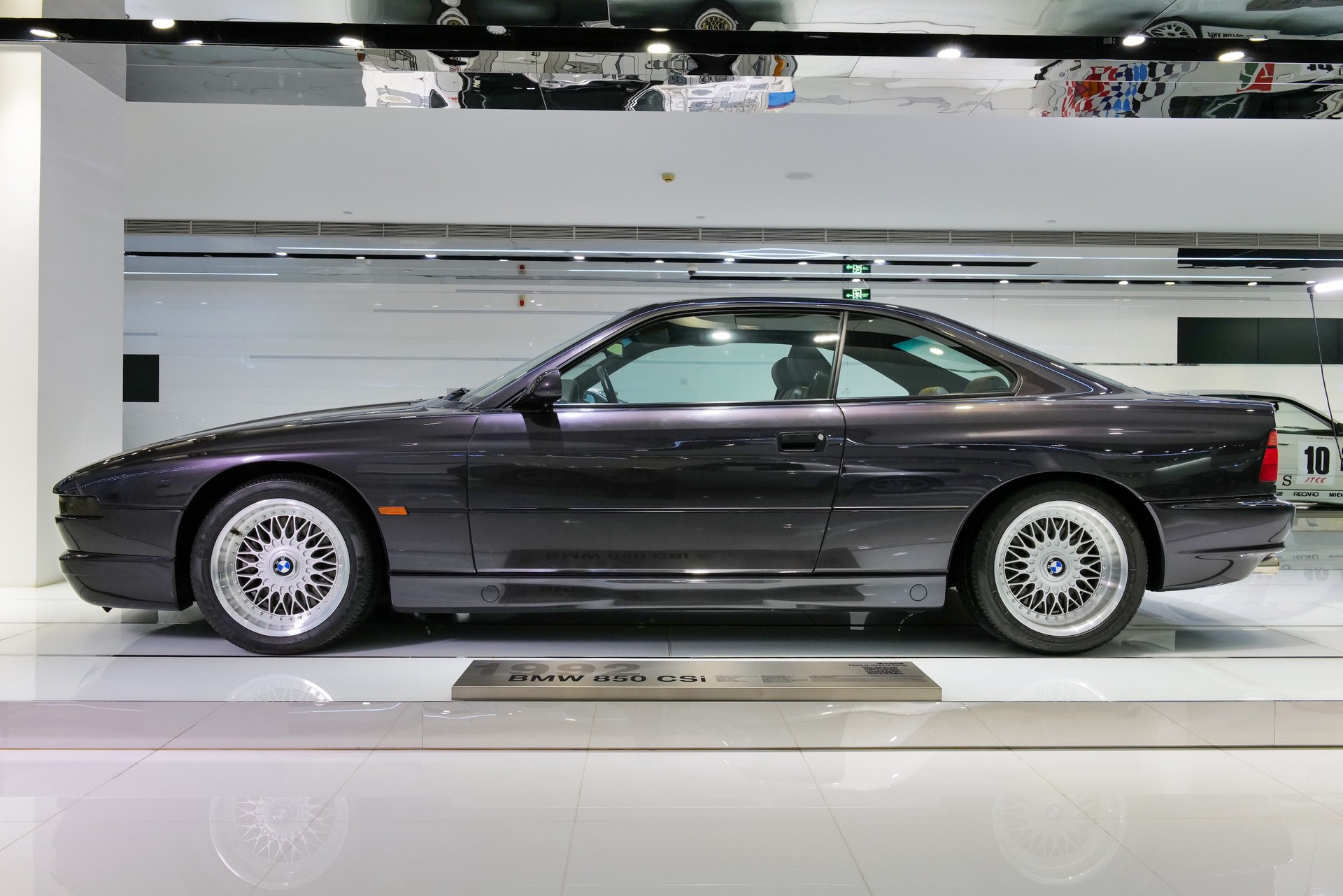 1990_BMW_850_CSi_prototype-auction4
