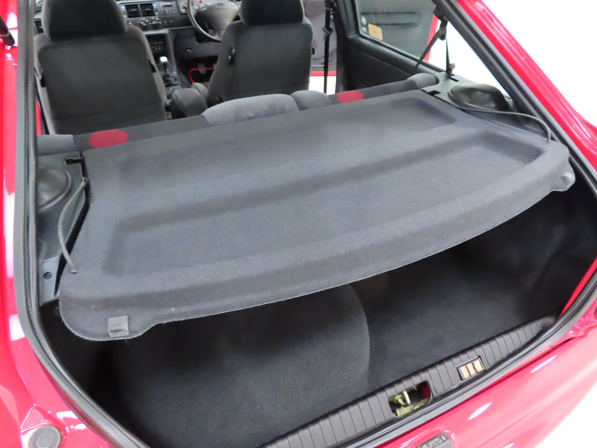 1996_Ford_Escort_RS_Cosworth_sale-112
