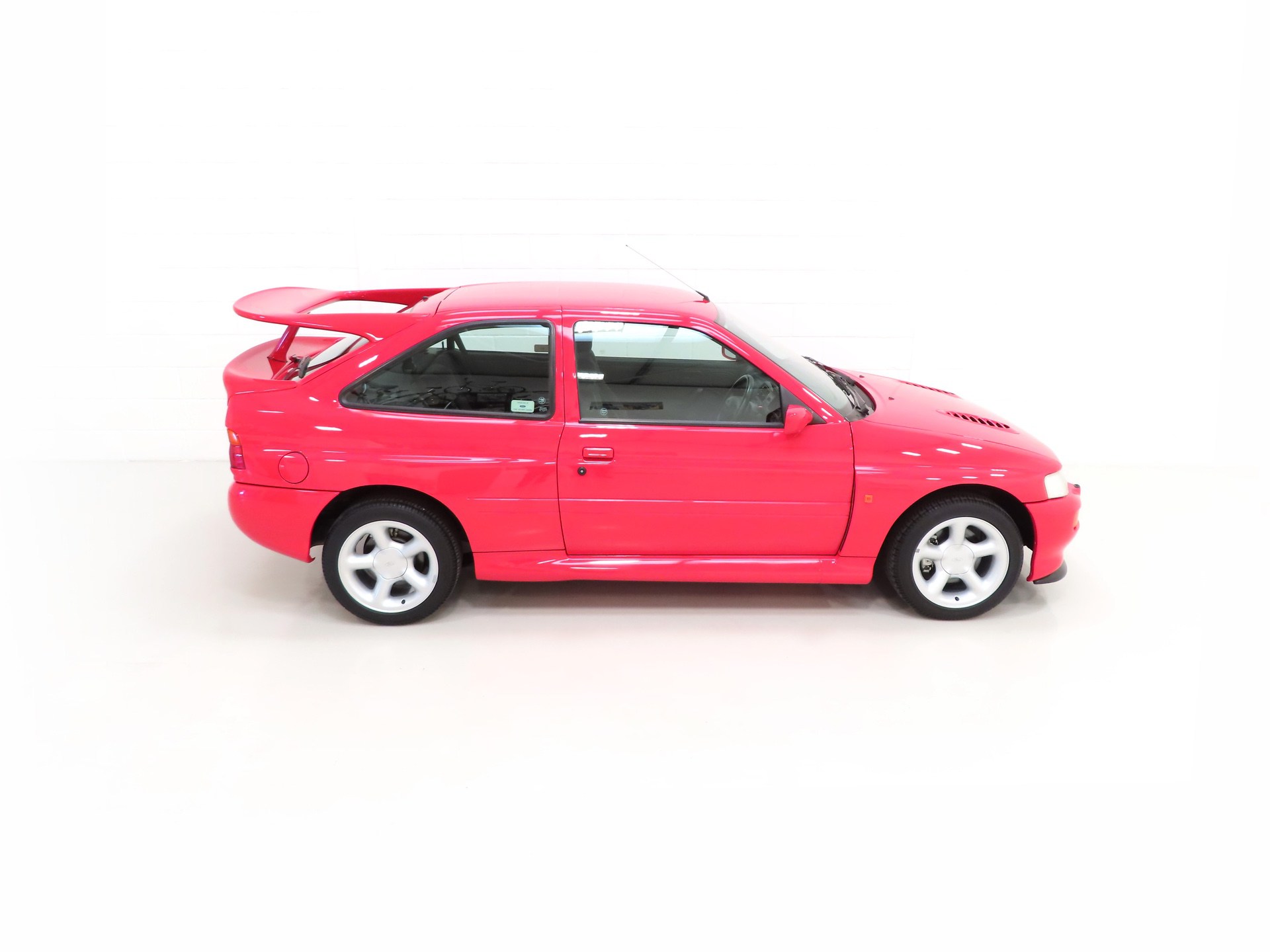 1996_Ford_Escort_RS_Cosworth_sale-122