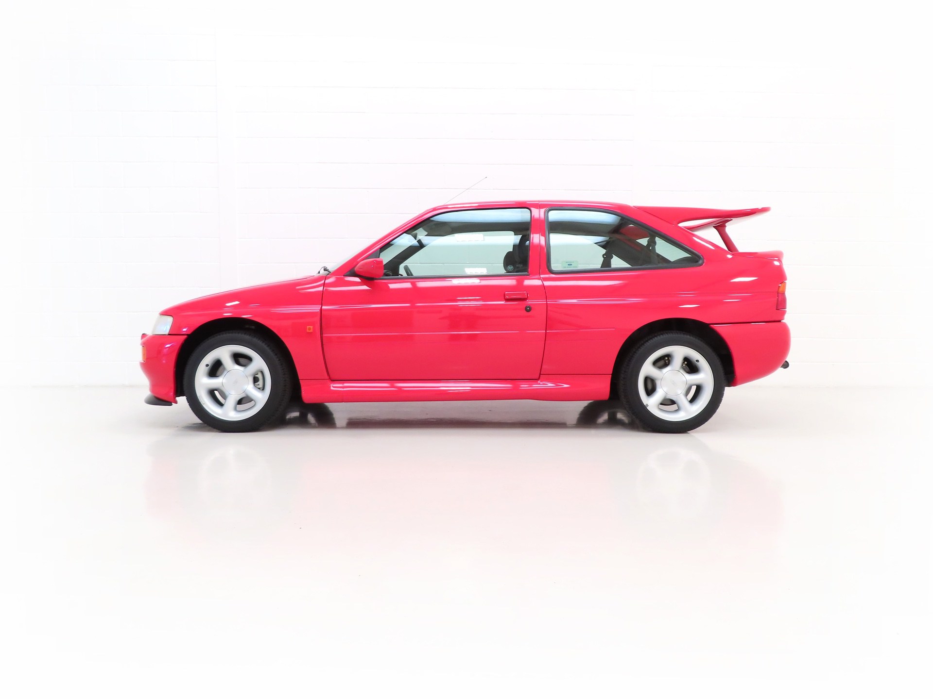 1996_Ford_Escort_RS_Cosworth_sale-186