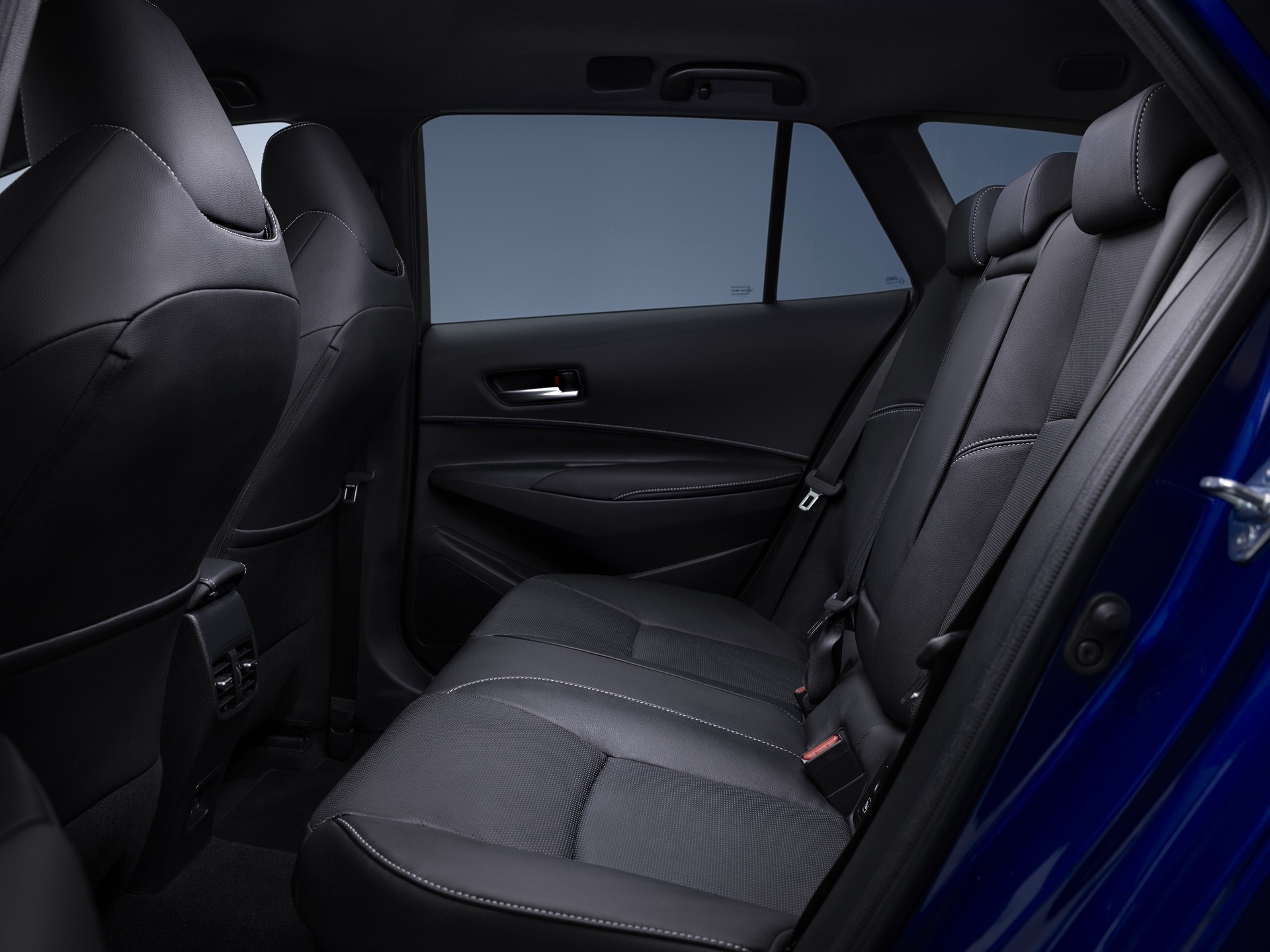 2022_Toyota_Corolla_Touring_Sports-14