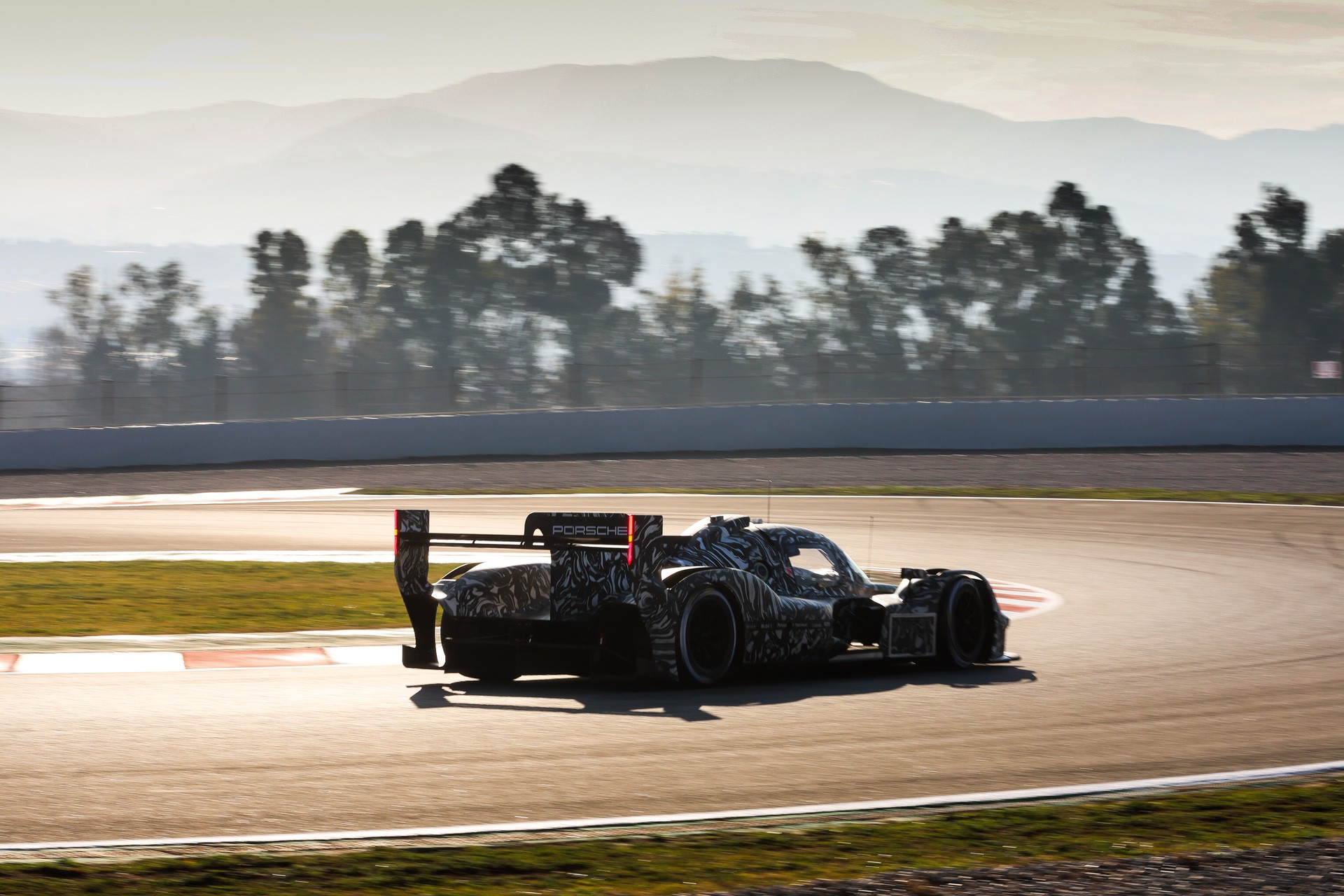 Barcelona: Motorsport: Porsche Test 2022 on February, 12, 2022, (Photo by Hoch Zwei)