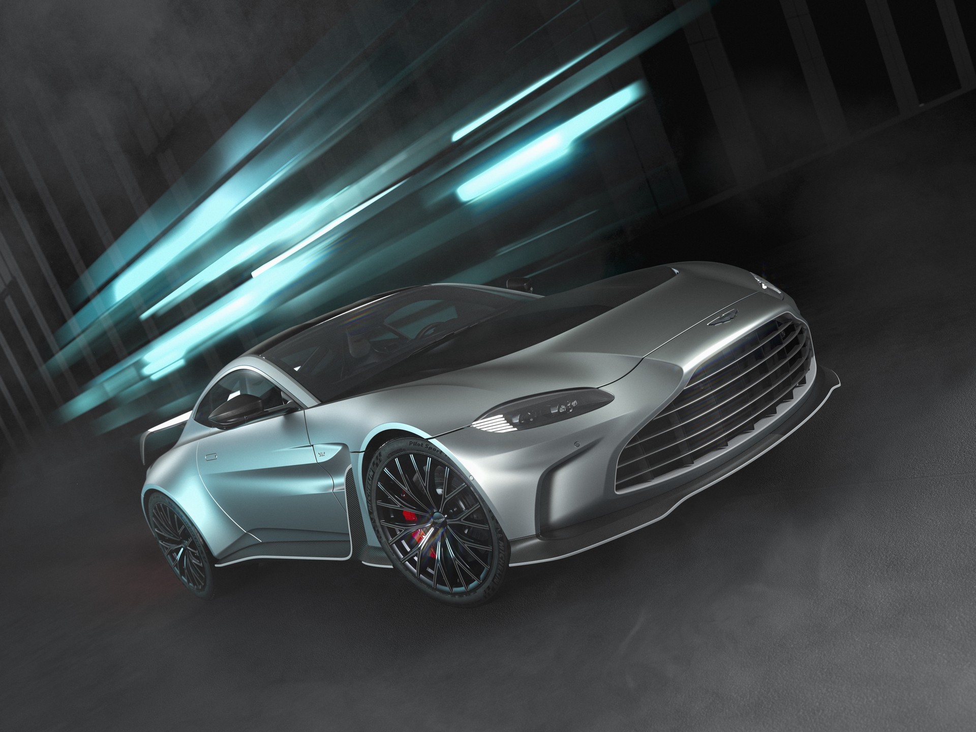 Aston_Martin_V12_Vantage-0