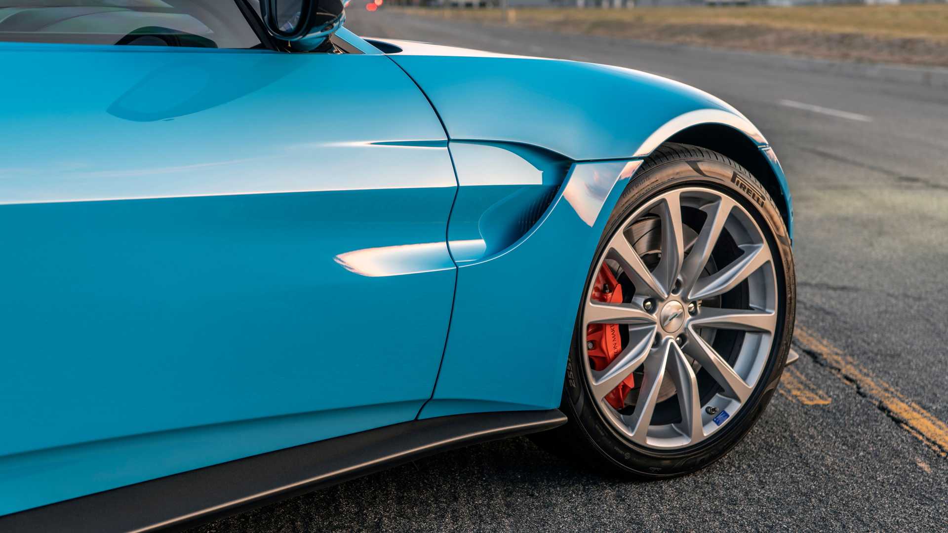 Aston-Martin-Vantage-By-AddArmor-5