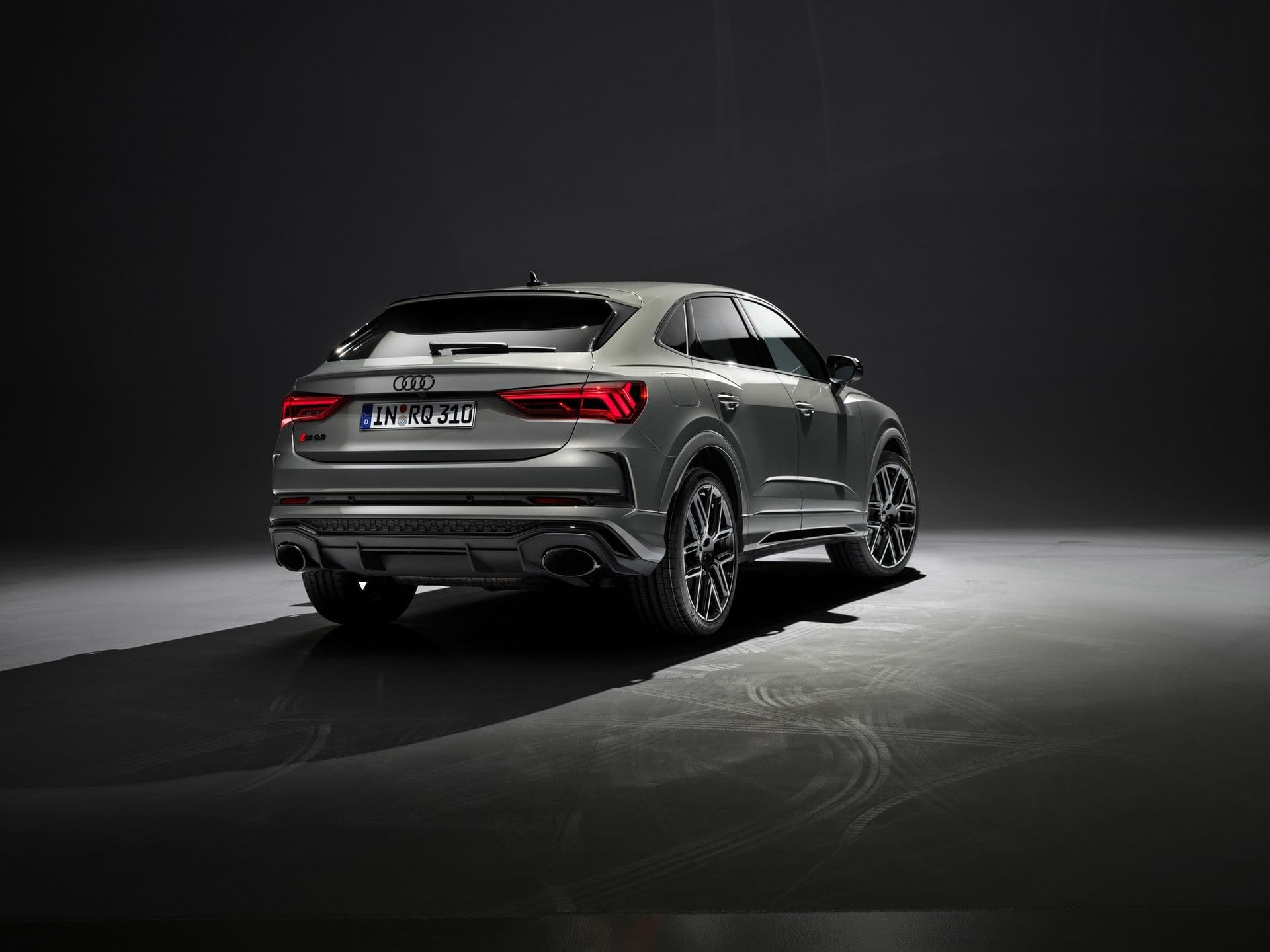 Audi-RS-Q3-Edition-10-years-15