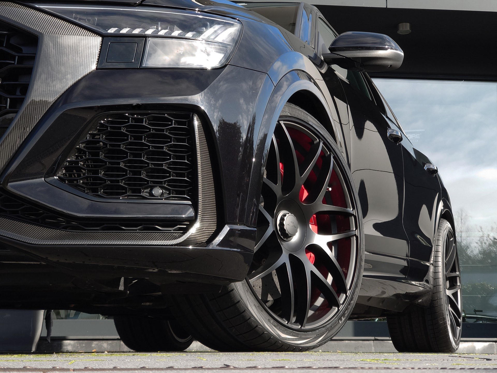 Audi_RS_Q8_by_Wheelsandmore-0002