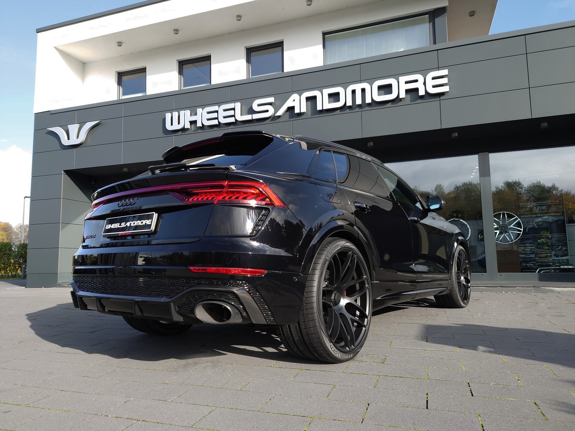 Audi_RS_Q8_by_Wheelsandmore-0010