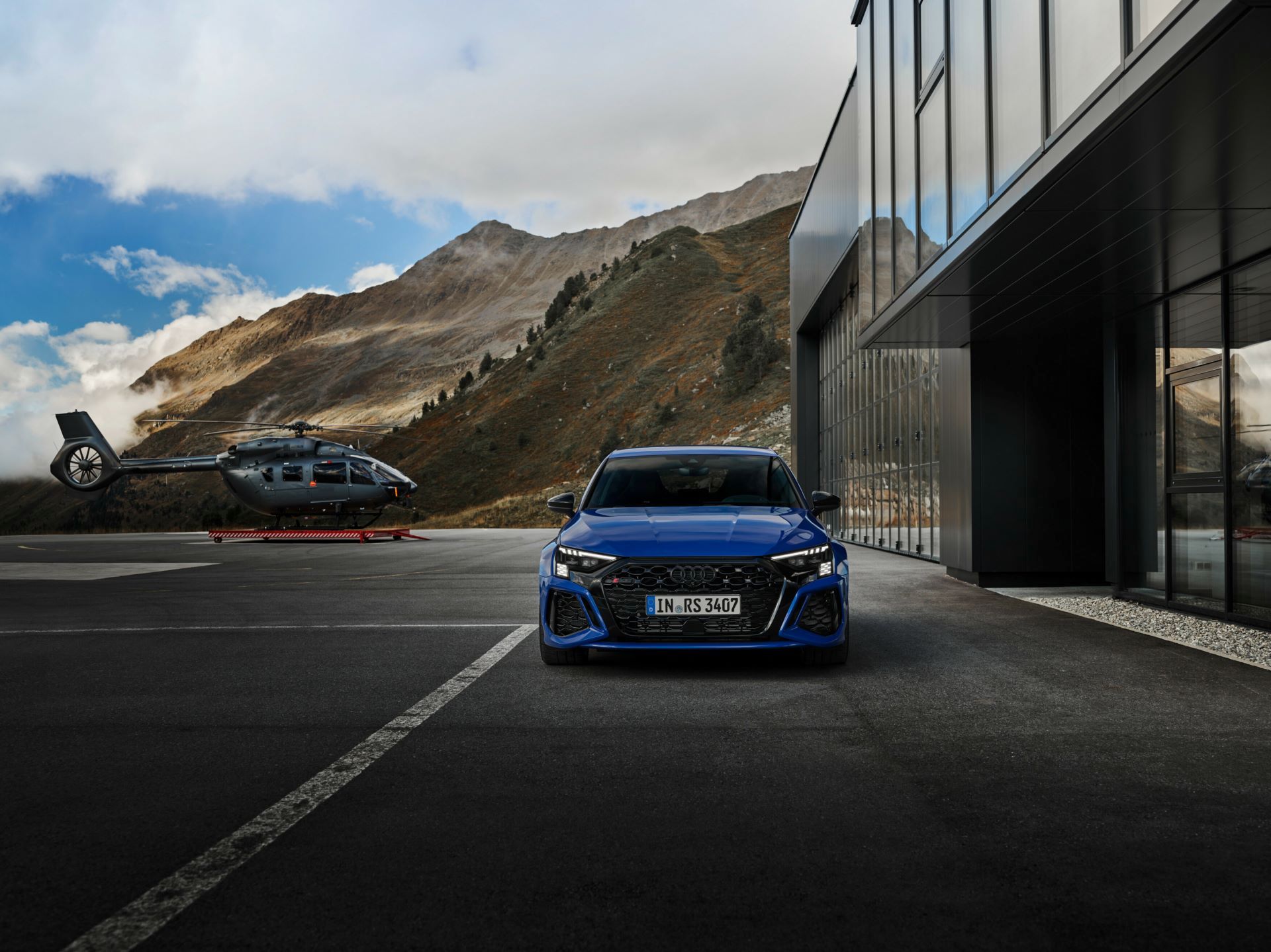 2023-Audi-RS3-Performance-edition-76