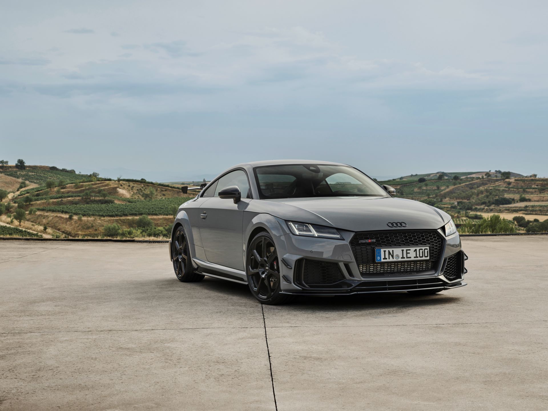 Audi-TT-RS-Iconic-Edition-49
