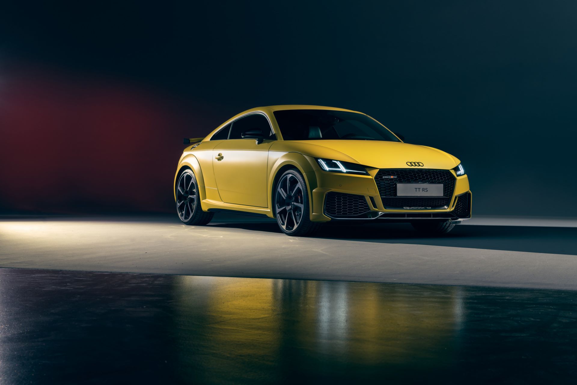 Audi-TT-RS-Q3-matte-colors-2