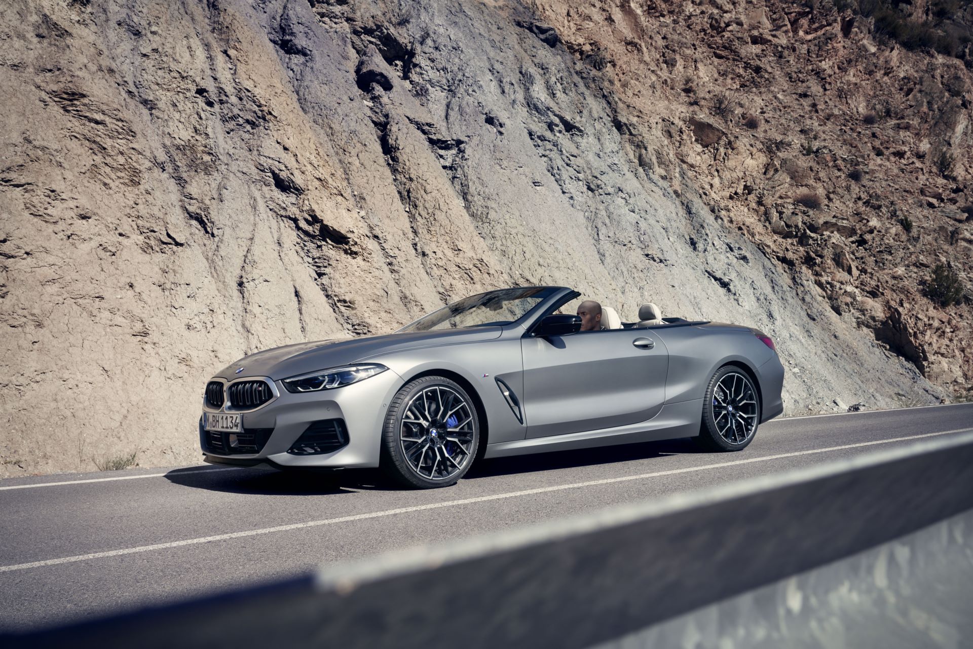 BMW-8-series-M8-facelift-2022-28