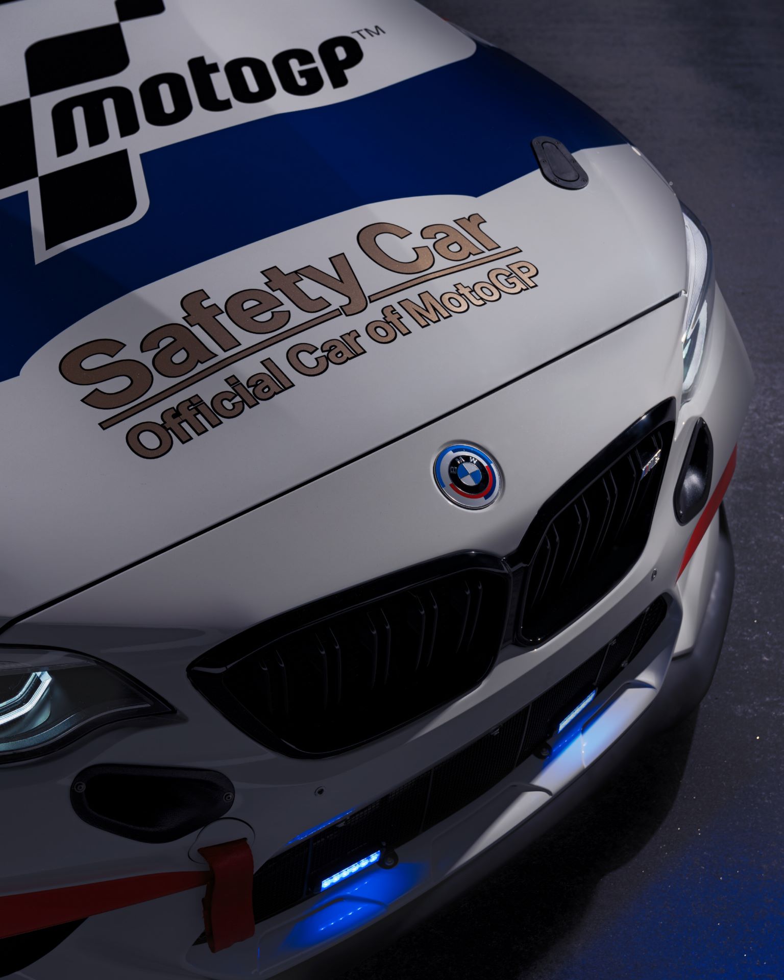 BMW-M2-CS-Racing-Moto-GP-safety-car-18