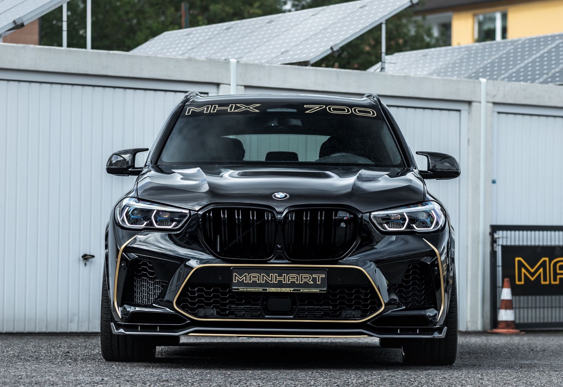 BMW-X5-M-Competition-by-Manhart-2